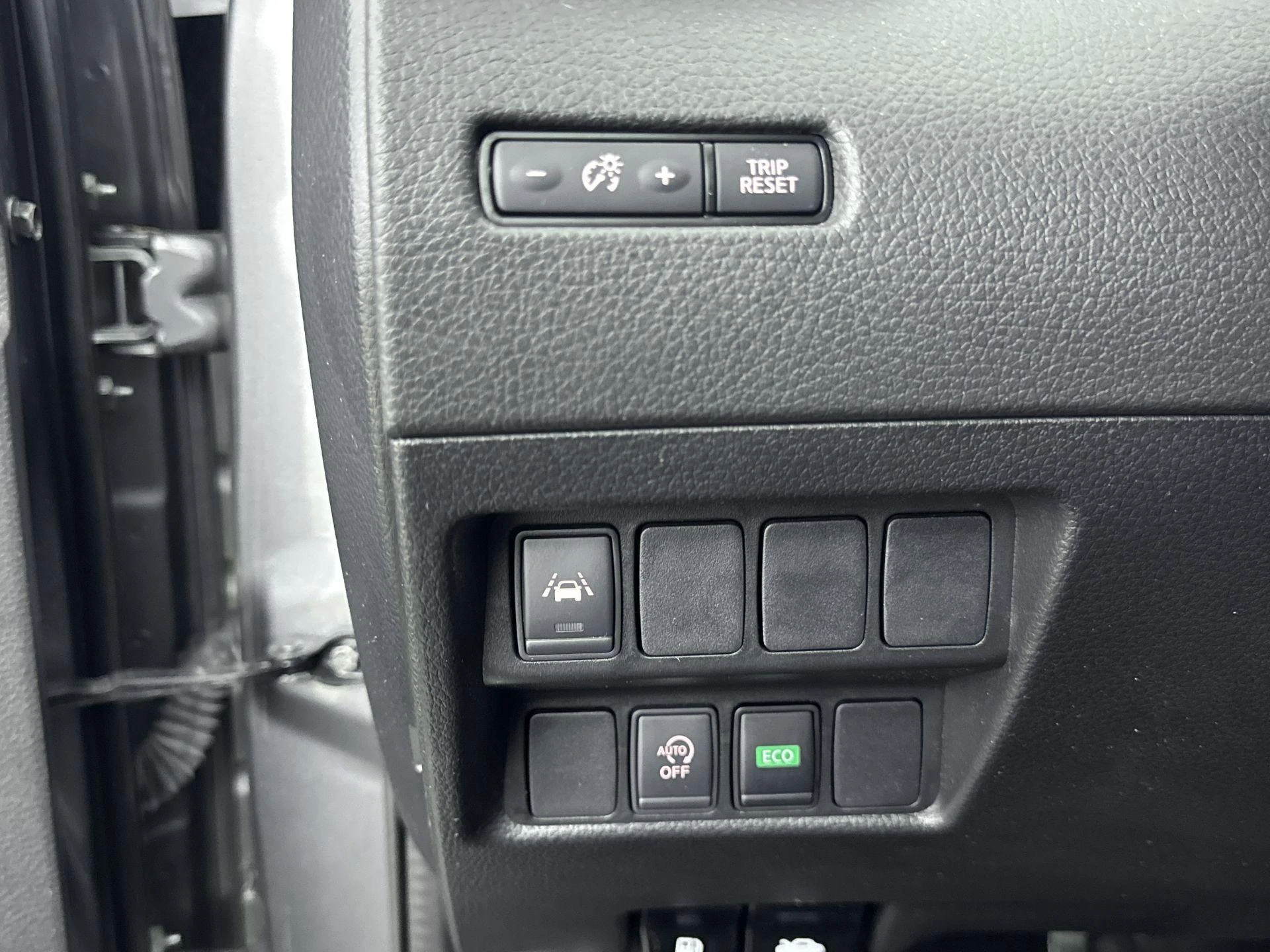 Nissan-QASHQAI-image-22