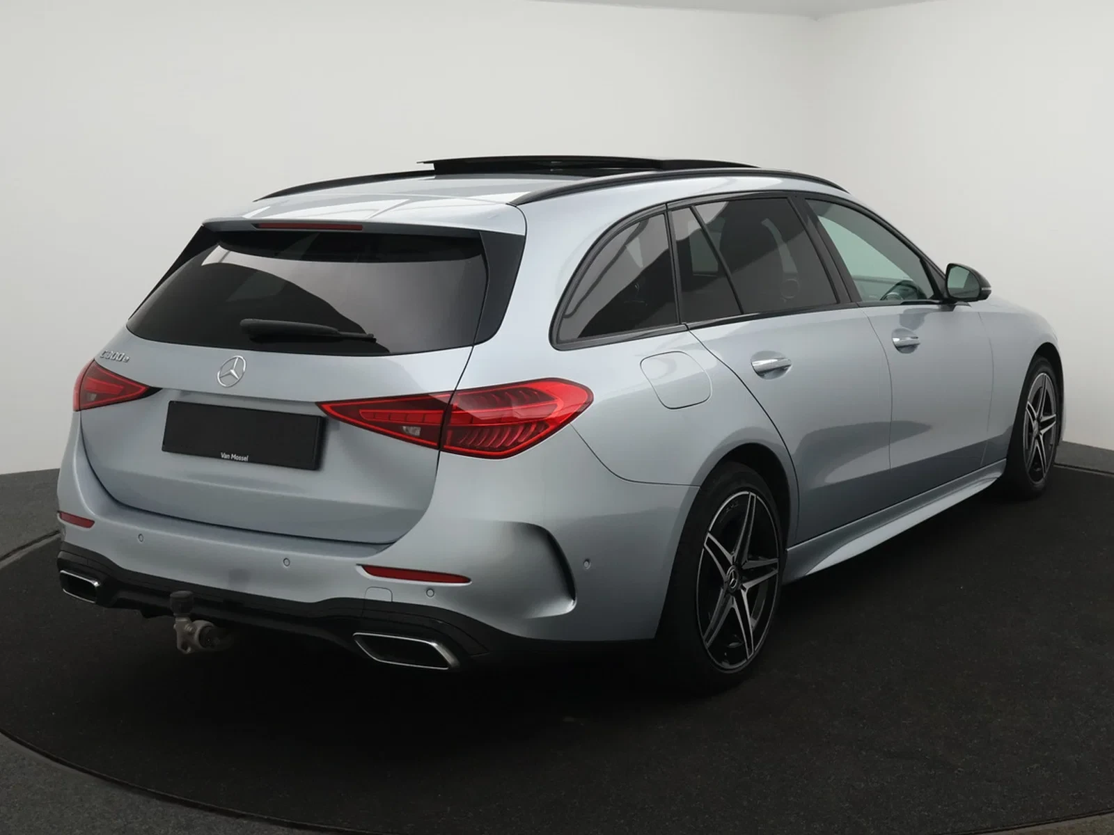 Mercedes-Benz Classe C Classe SW PHEV (S206) Break 300e PHEV AMG Line 313PK *AUTOMAAT*PANODAK*TREKHAAK*LEDER*CAMERA*PDC*NAV*APP-CONNECT*...*