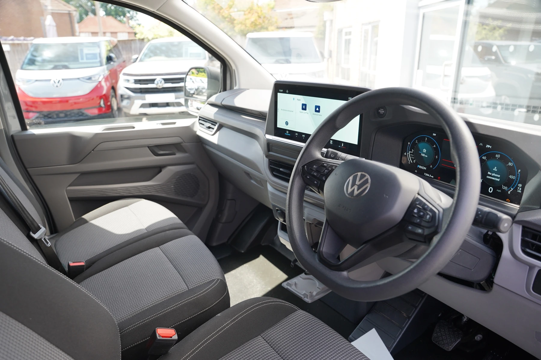 Volkswagen-Transporter-image-5