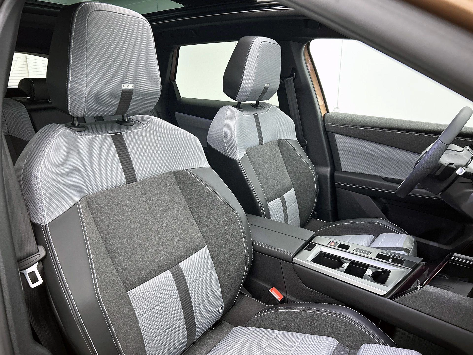 Opel-Grandland-image-28