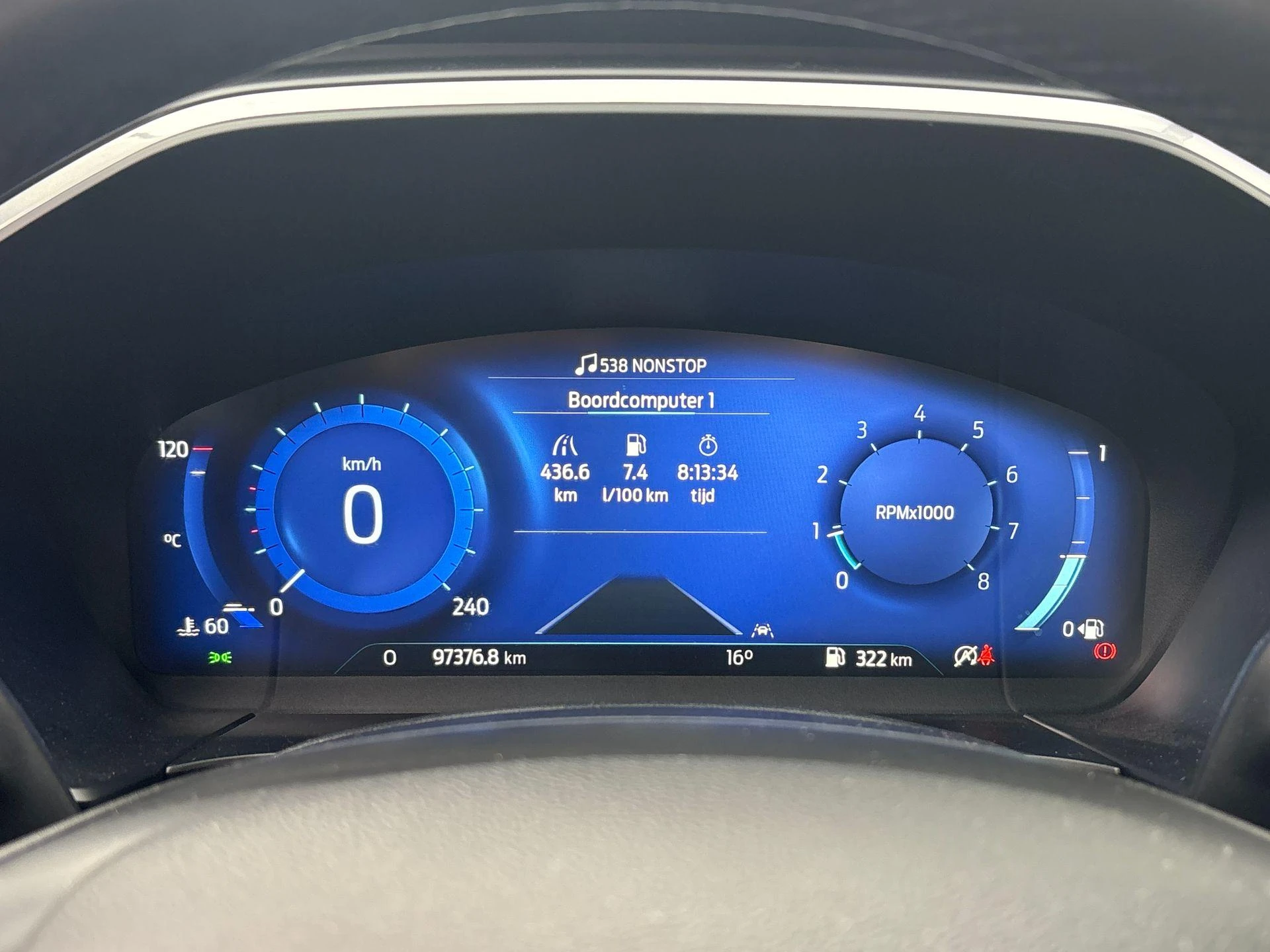 Ford-Kuga-image-13