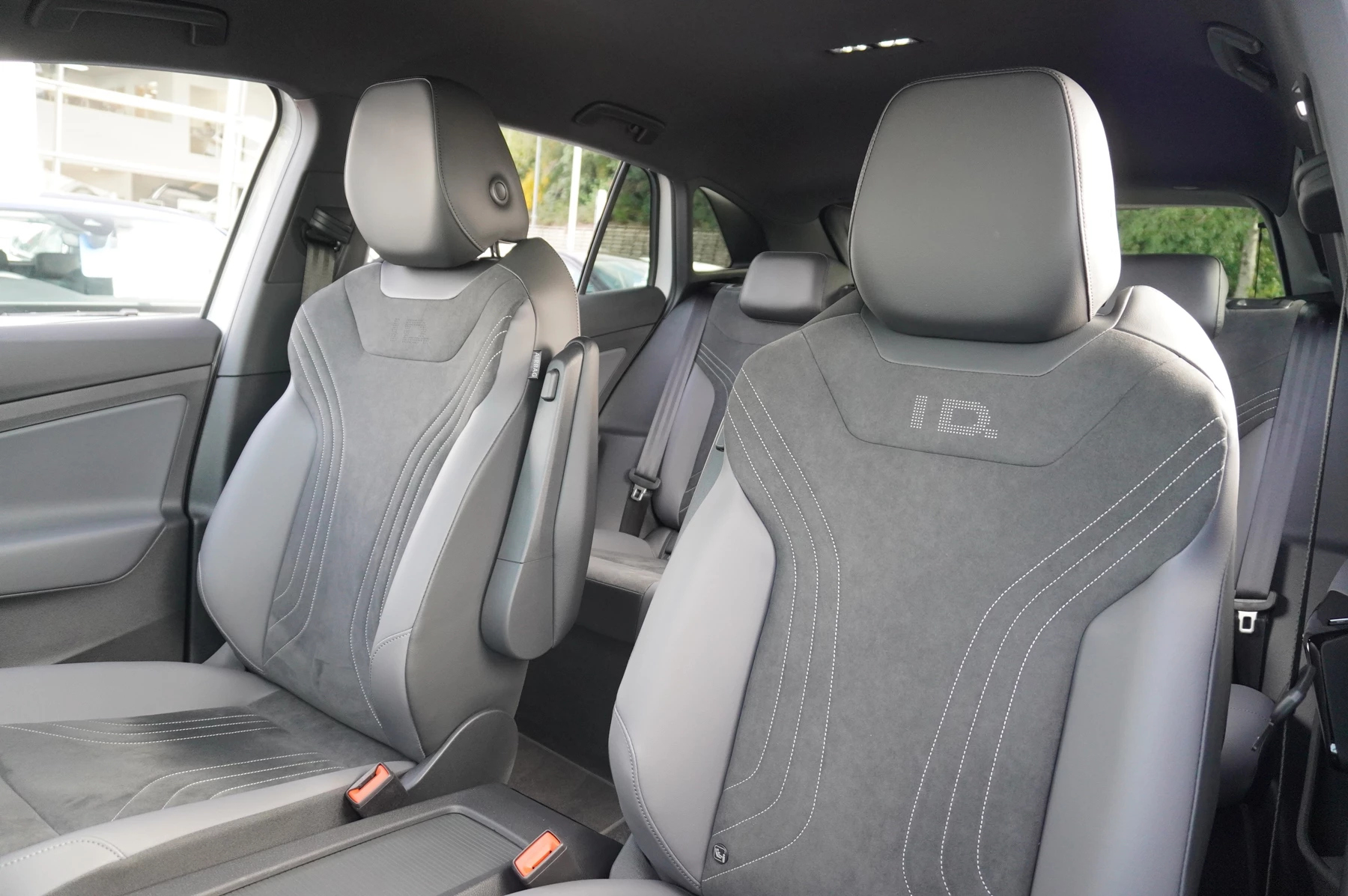 Volkswagen-ID.4-image-45