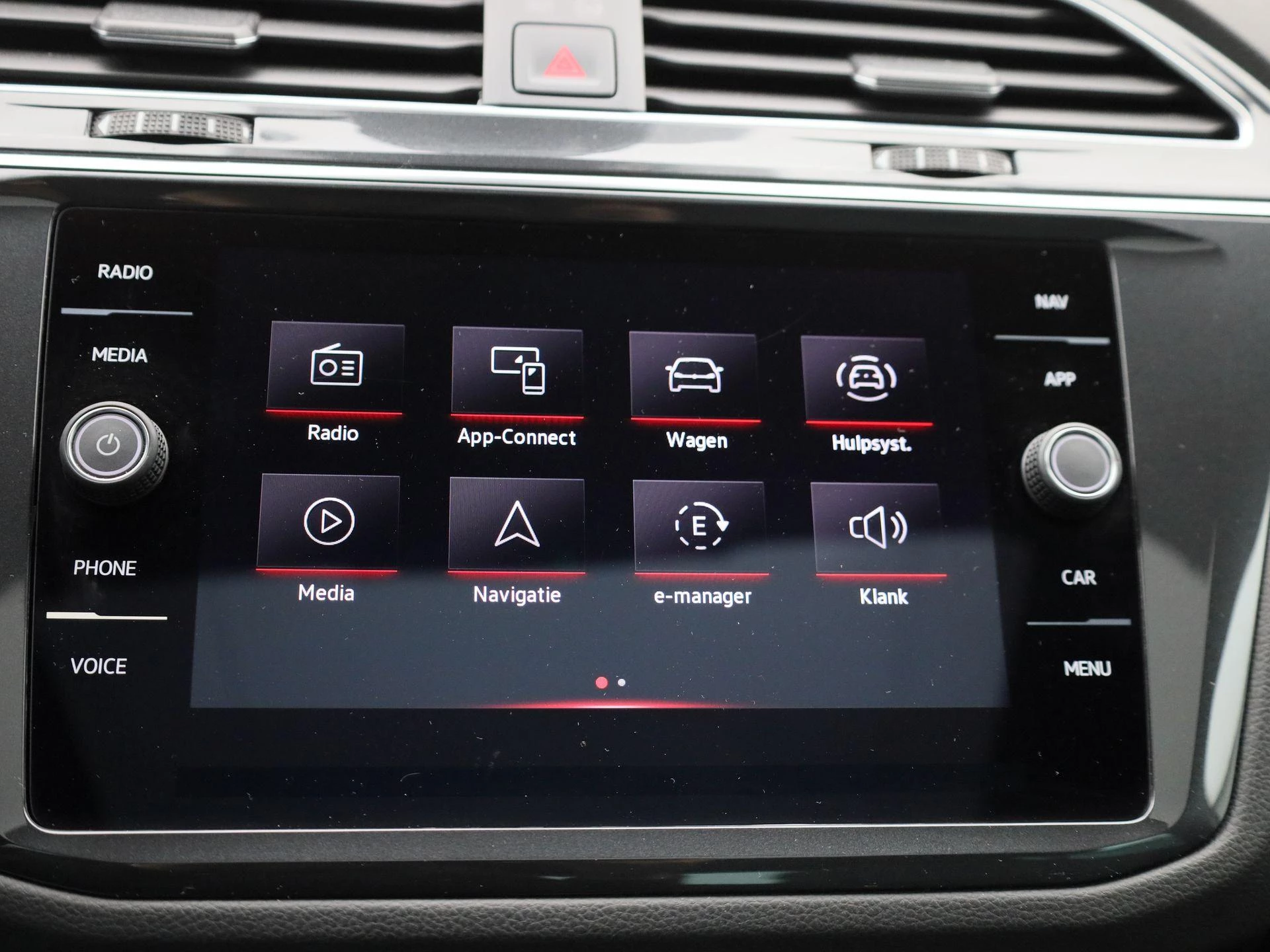 Volkswagen-Tiguan-image-34