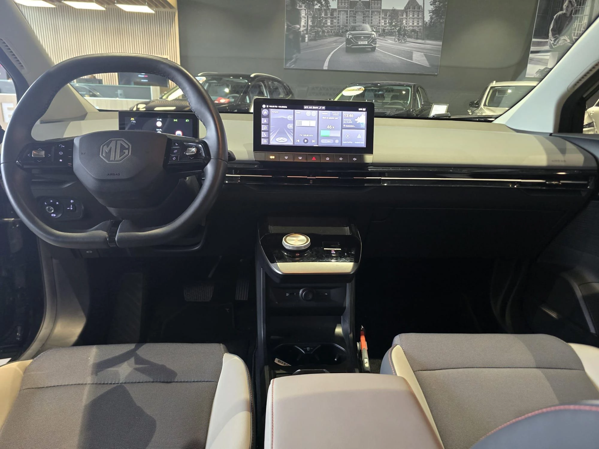 MG MG4 Luxury Long Range 64 kWh