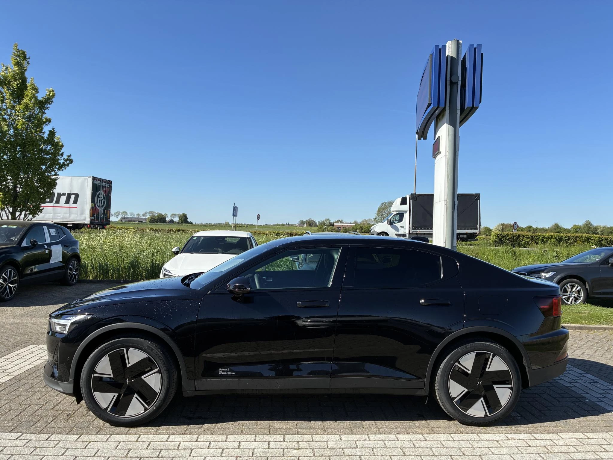 Polestar-2-image-2