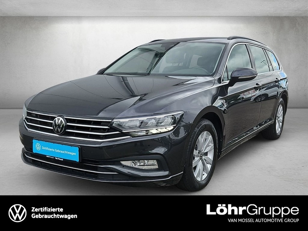 Volkswagen-Passat-image-0