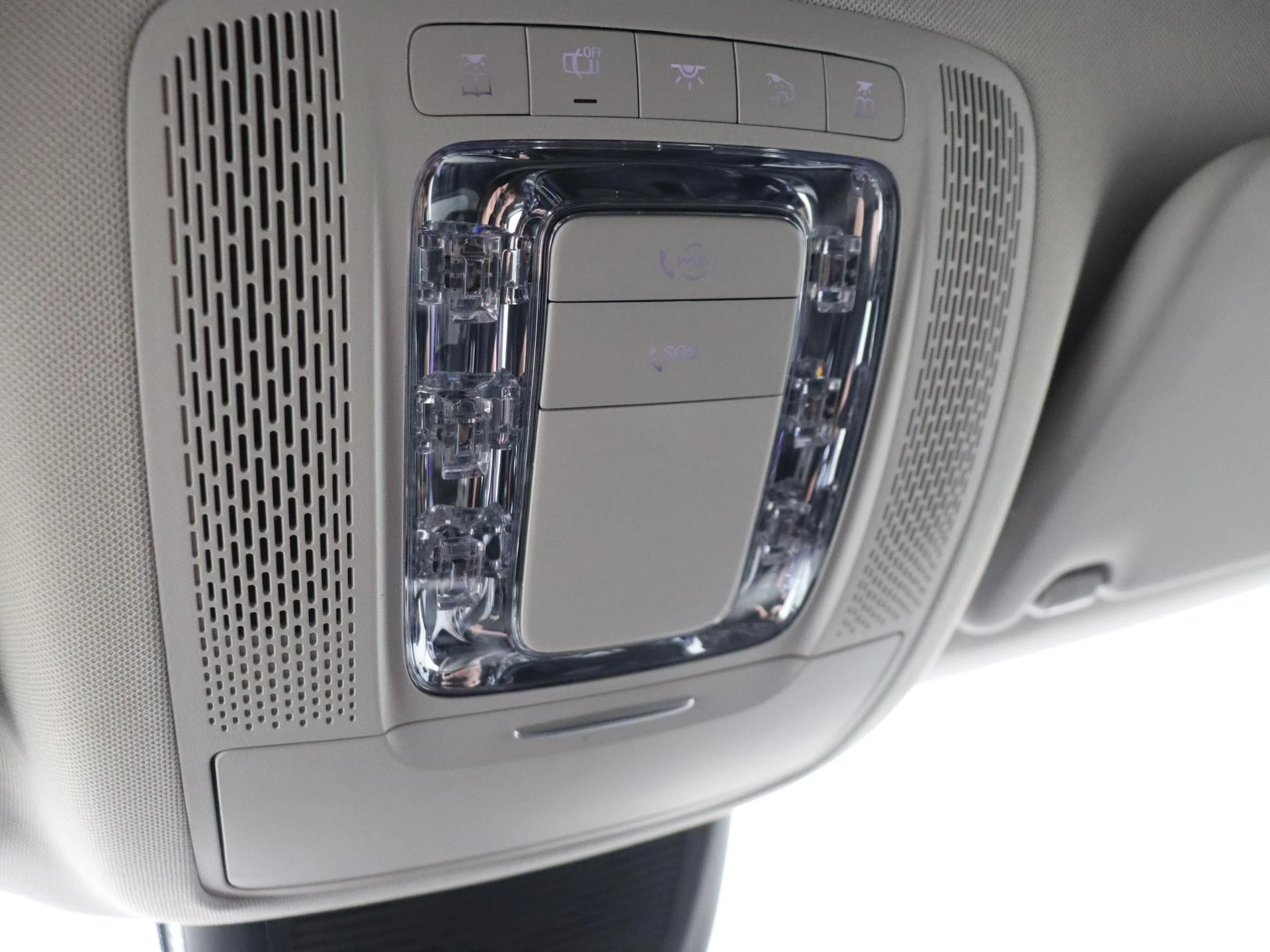 Mercedes-Benz-GLE-image-22