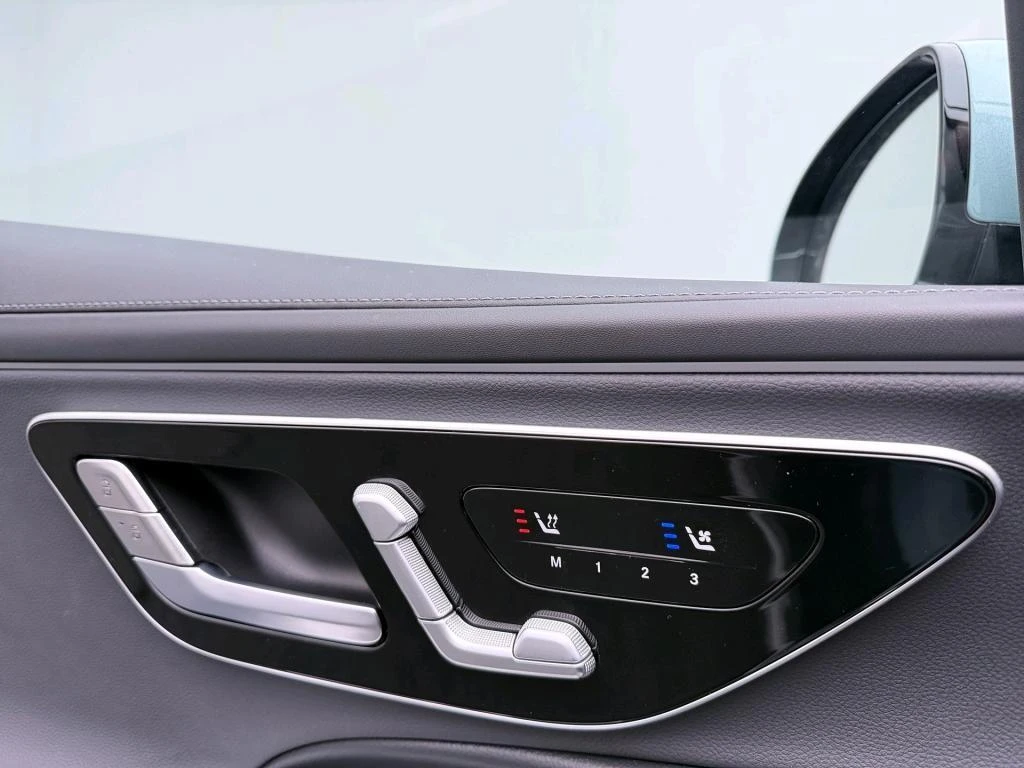 Mercedes-Benz-E-Klasse-image-8