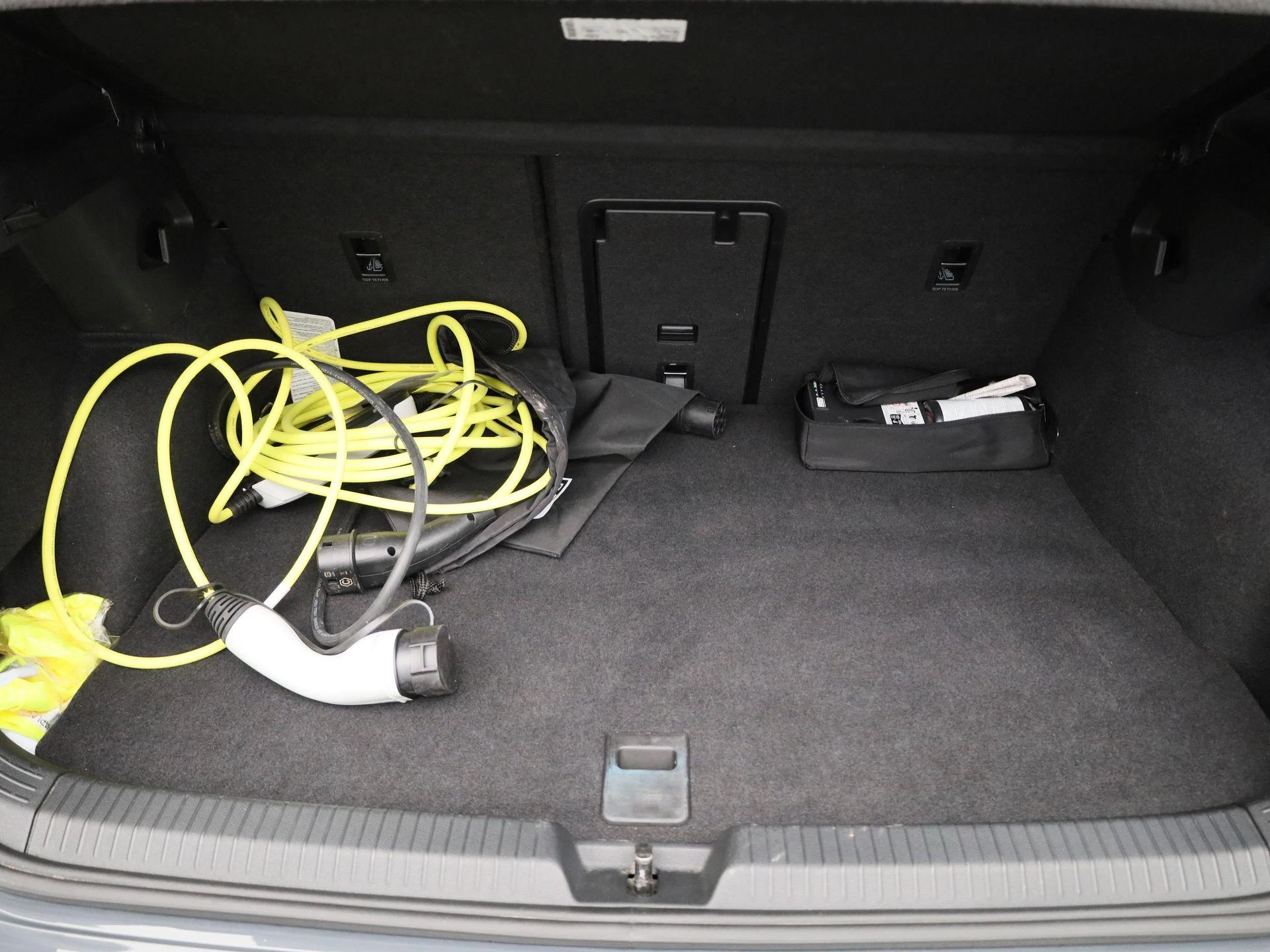 Volkswagen-Golf-image-11