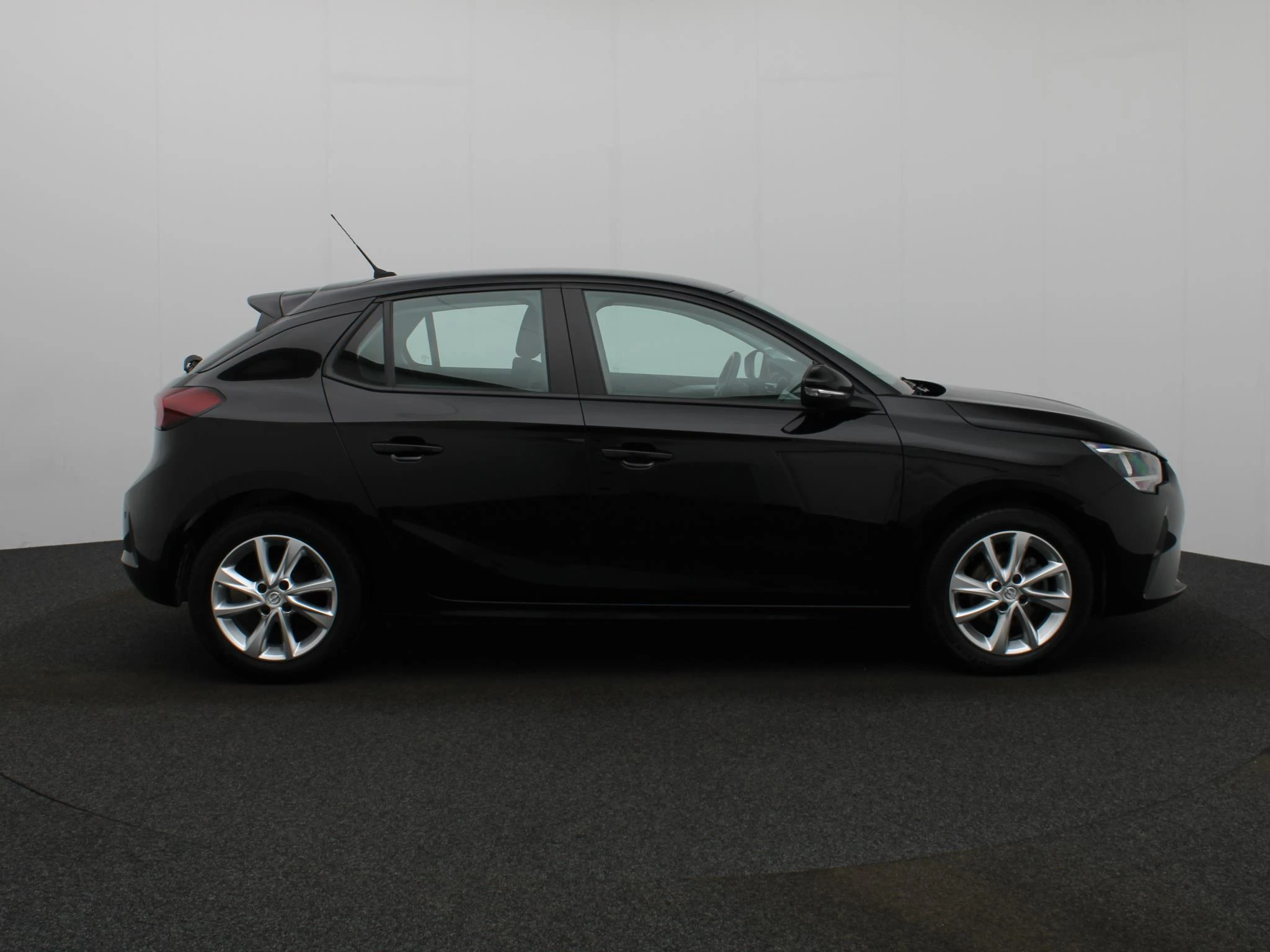 Opel-Corsa-image-5