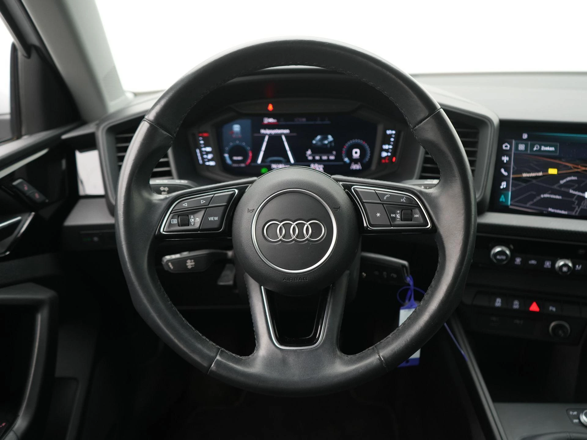 Audi-A1 Sportback-image-7