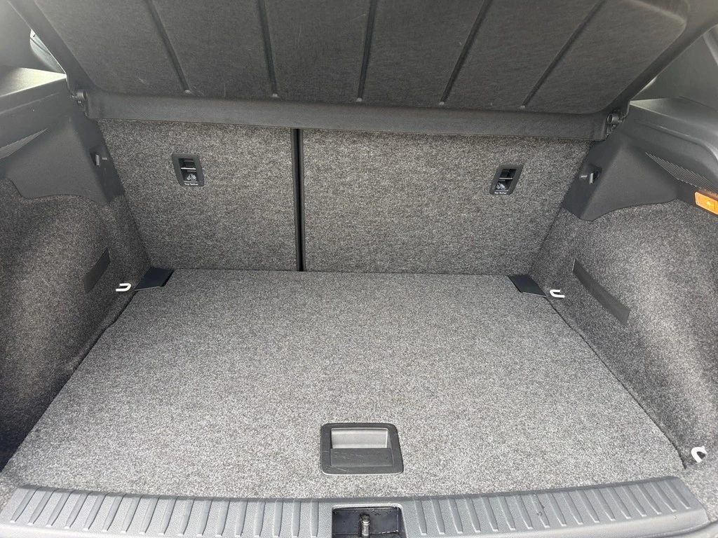 SEAT-Arona-image-12