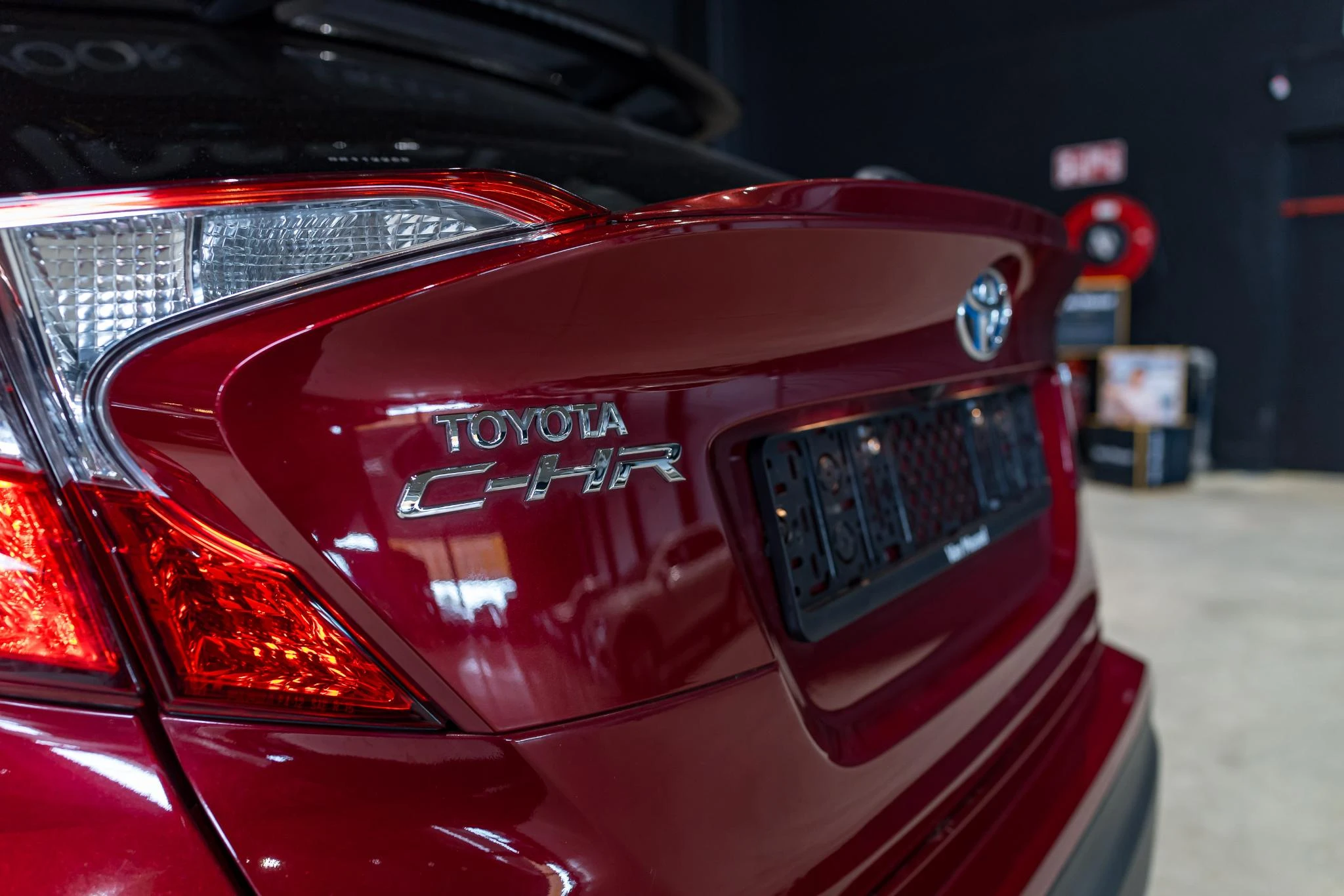 Toyota-C-HR-image-9
