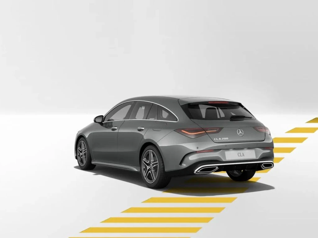 Mercedes-Benz-CLA 200-image-4
