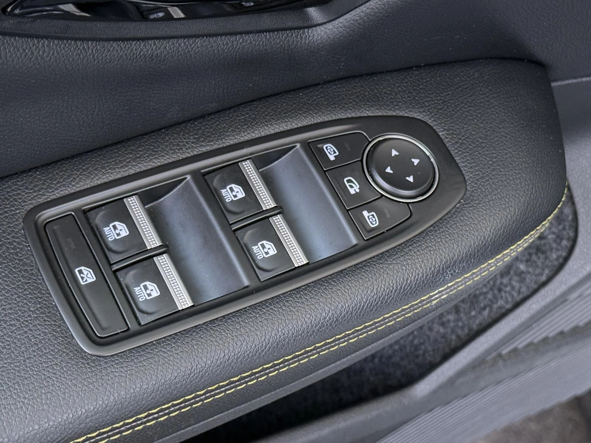 Renault-Megane E-Tech-image-23