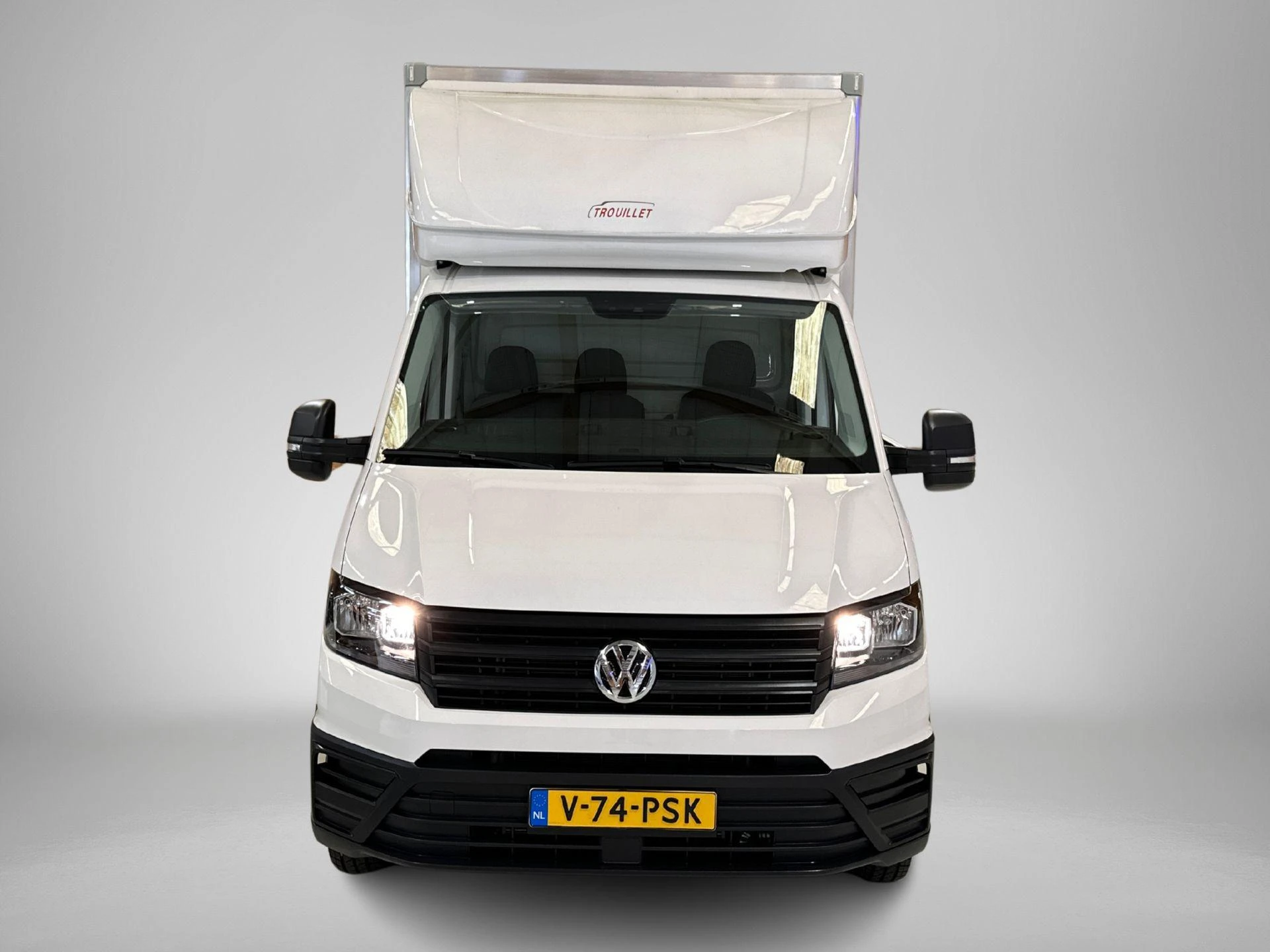 Volkswagen-Crafter-image-1