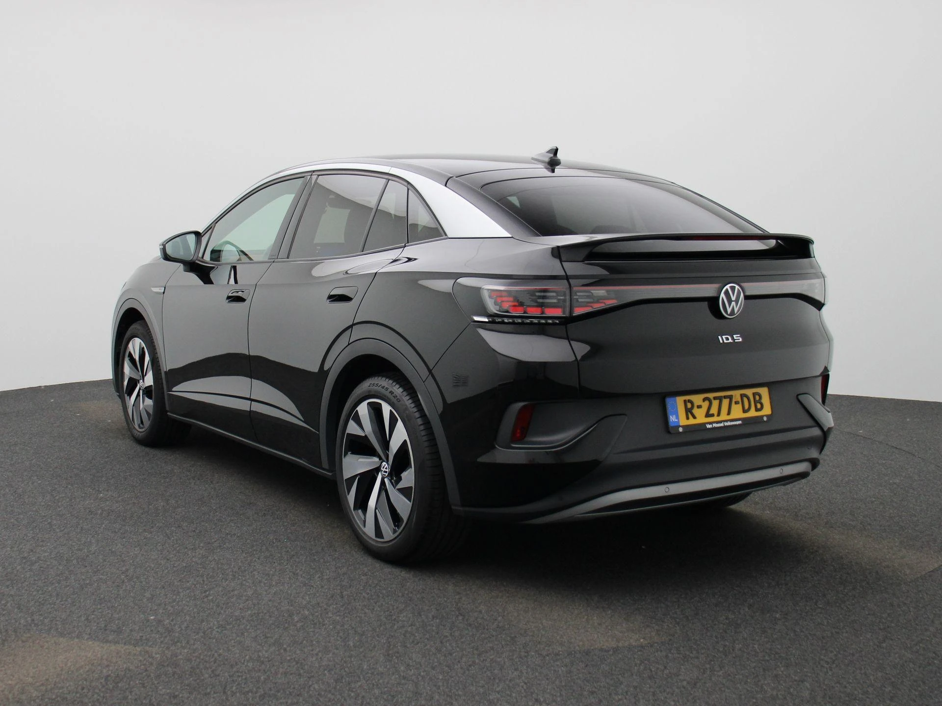 Volkswagen-ID.5-image-1