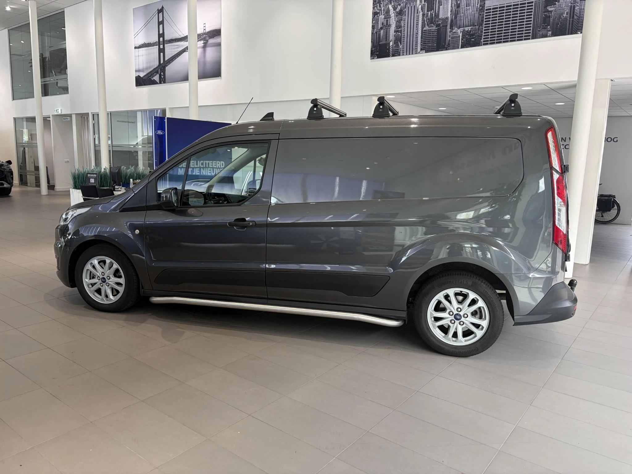 Ford-Transit Connect-image-1