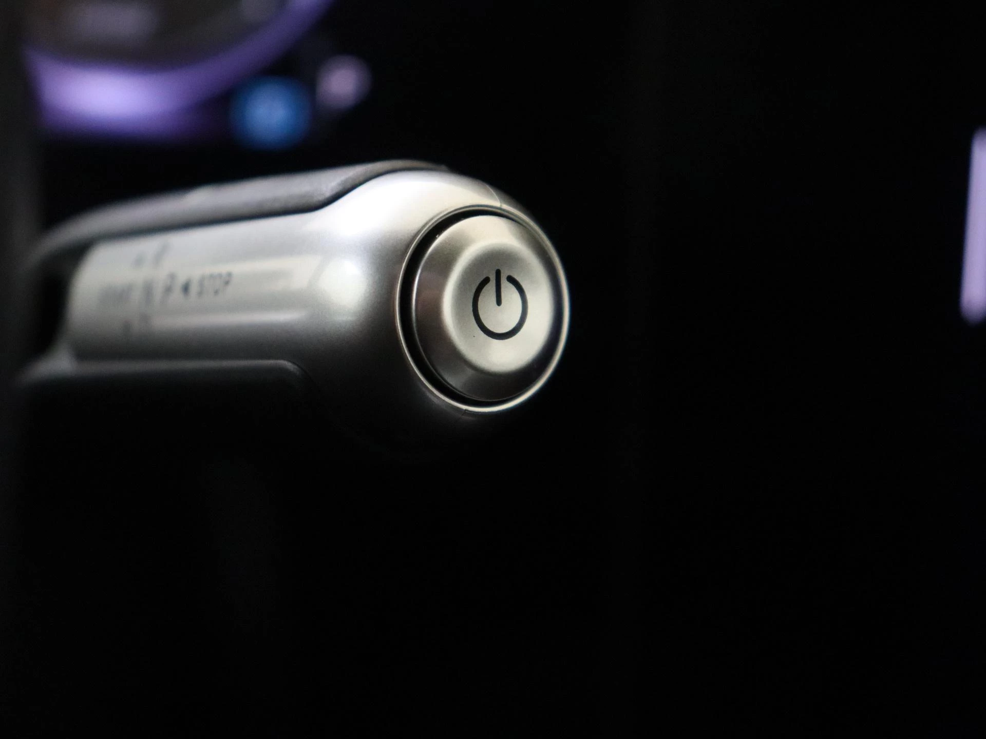 Mercedes-Benz-CLA-image-20