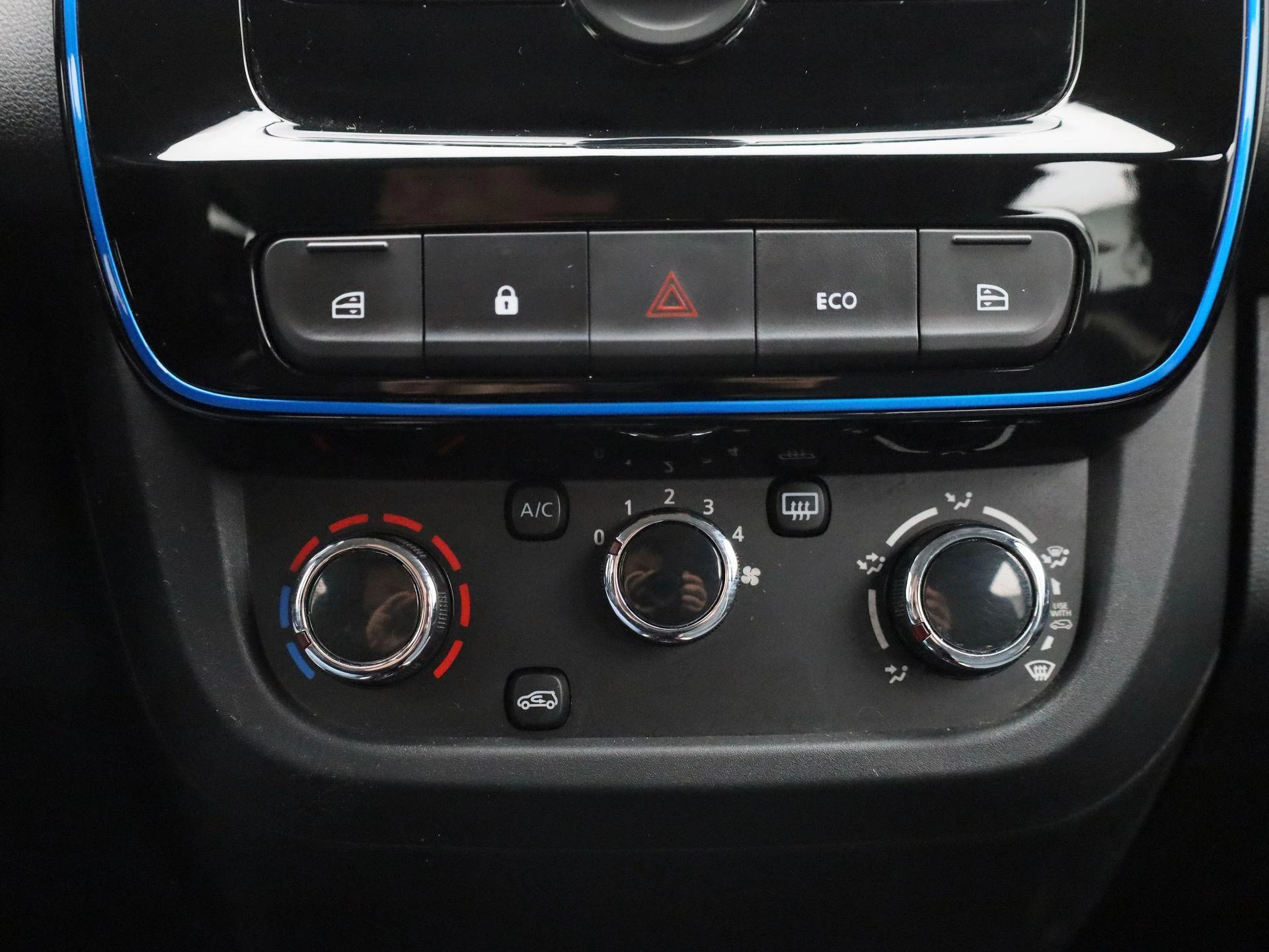 Dacia-Spring-image-16