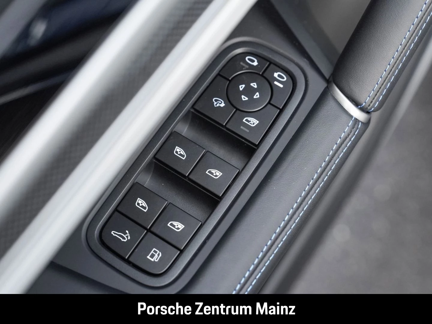 Porsche-Cayenne-image-22