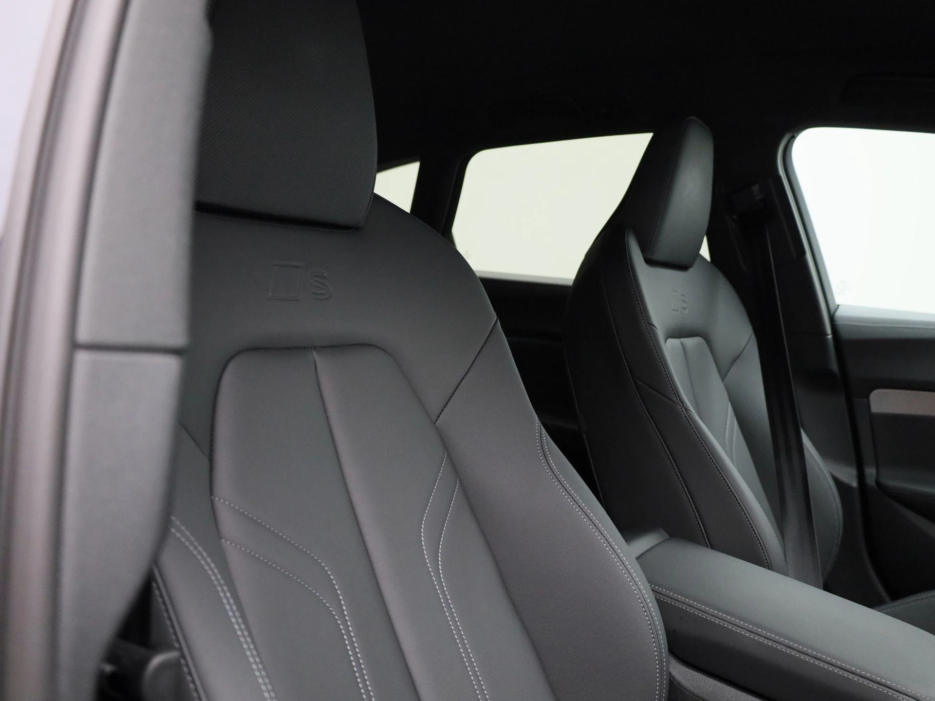Audi A5 Avant 2.0 e-hybrid quattro S edition Competition