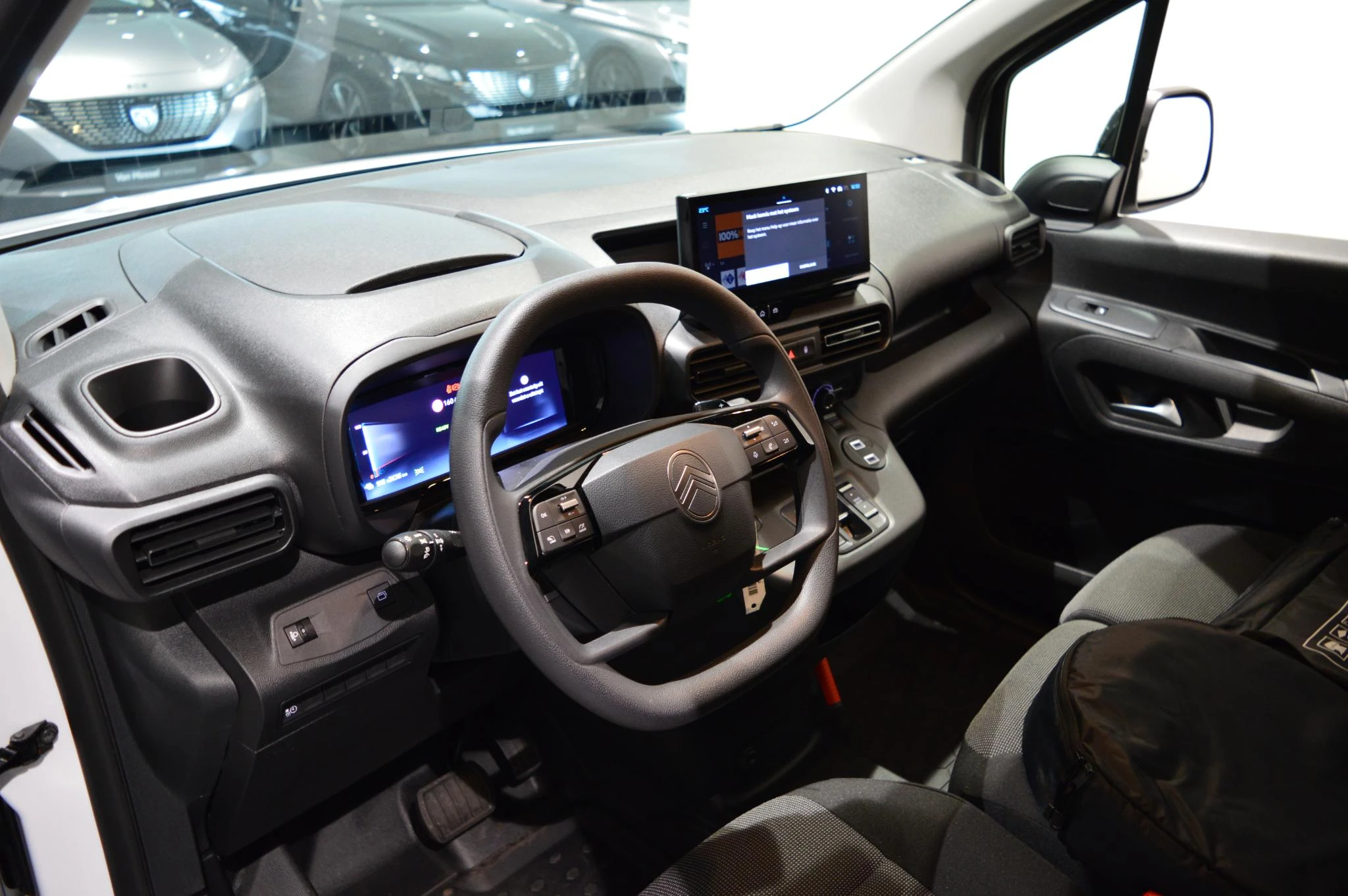 Citroën-ë-Berlingo-image-7