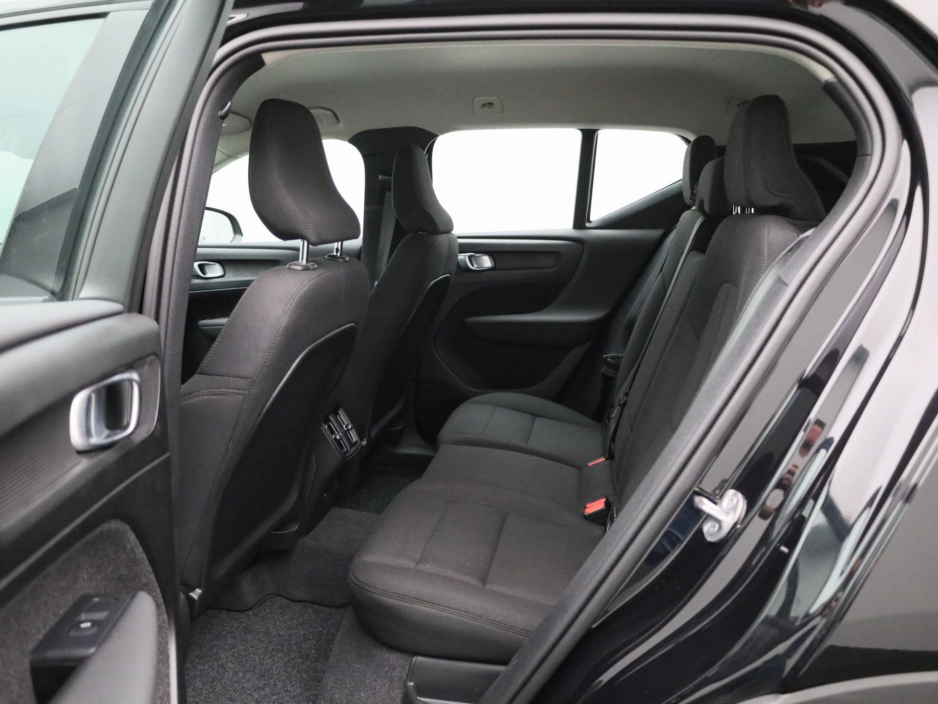 Volvo-XC40-image-9