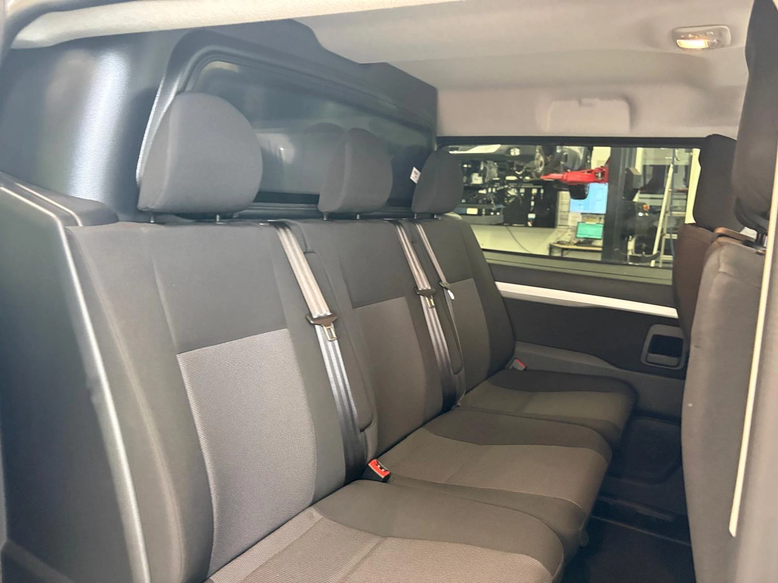 Citroën-Spacetourer-image-17