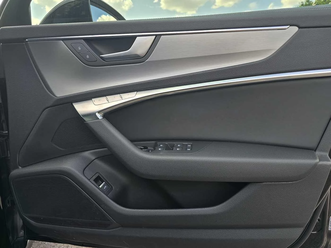 Audi-A6-image-10