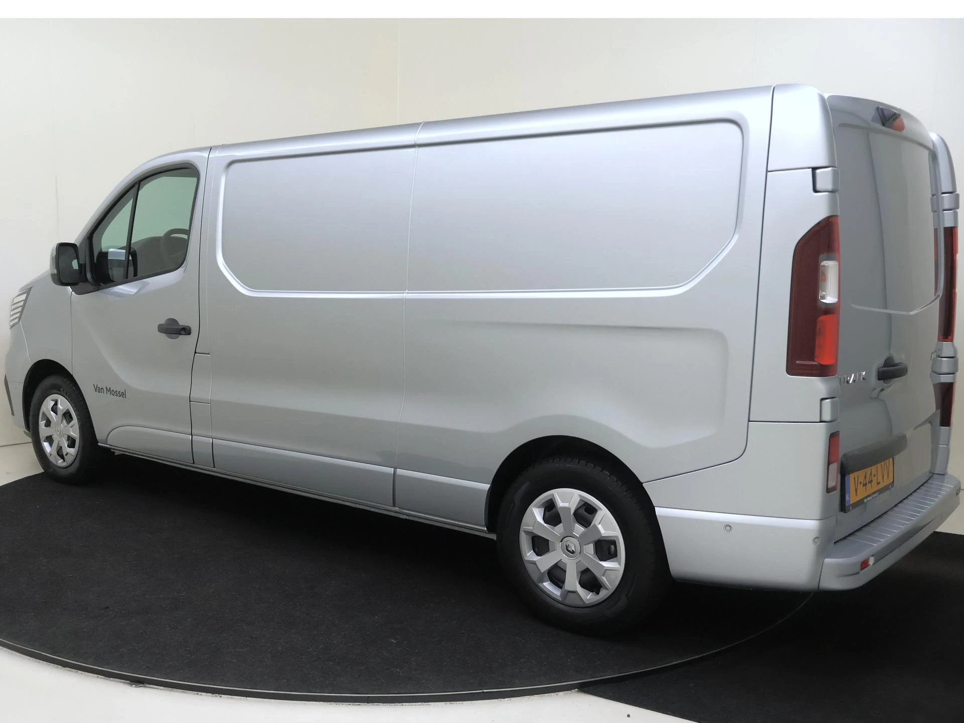 Renault-Trafic-image-2