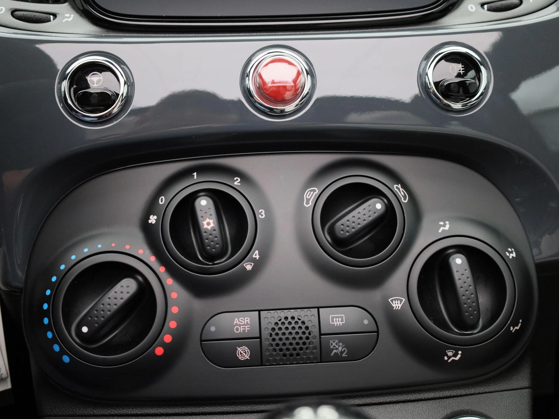 Fiat-500C-image-17