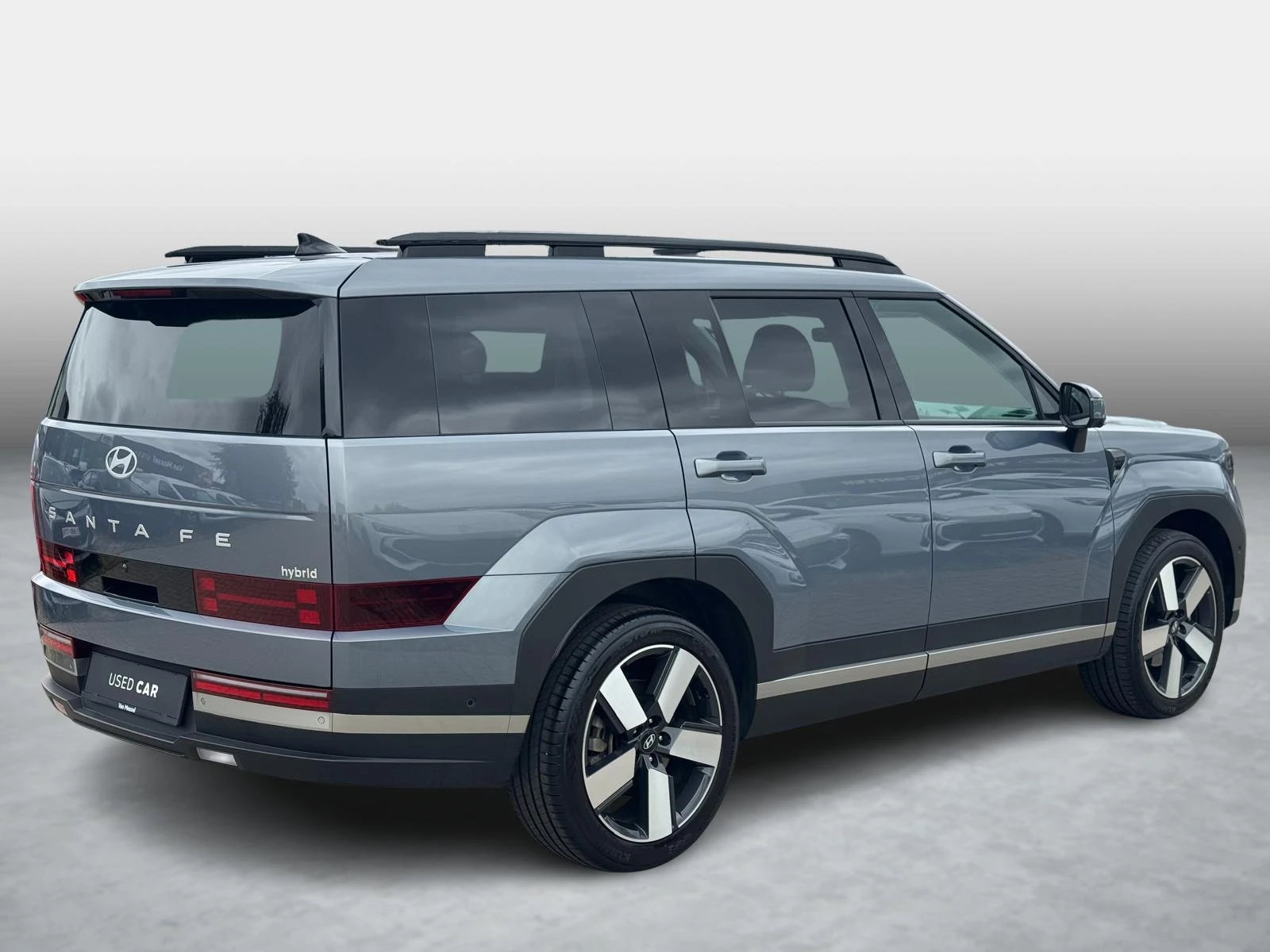 Hyundai-Santa Fe-image-7