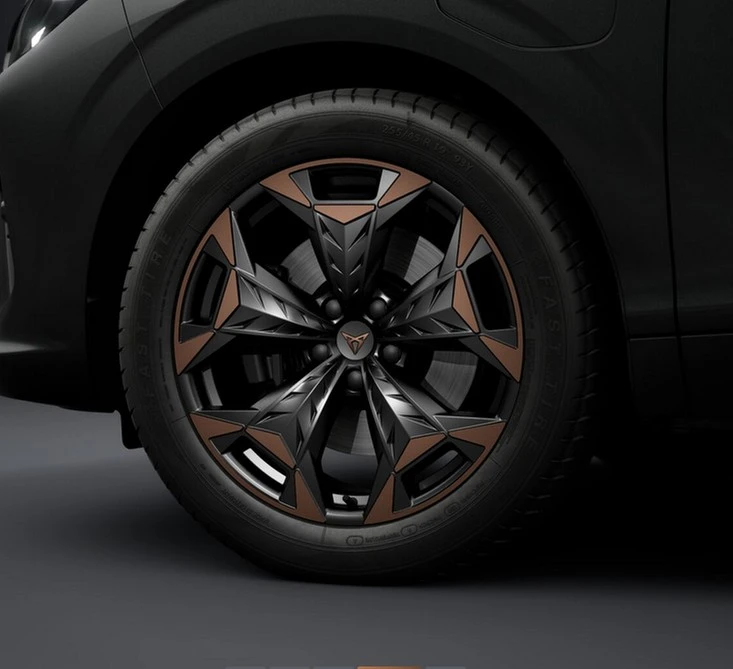 CUPRA Terramar VZ 1.5 e-Hybrid 200kW (272 PS) 6-Gang-DSG Business Paket Plus, Sennheiser High-End Surround Soundsystem, HD-Matrix Scheinwerfer,