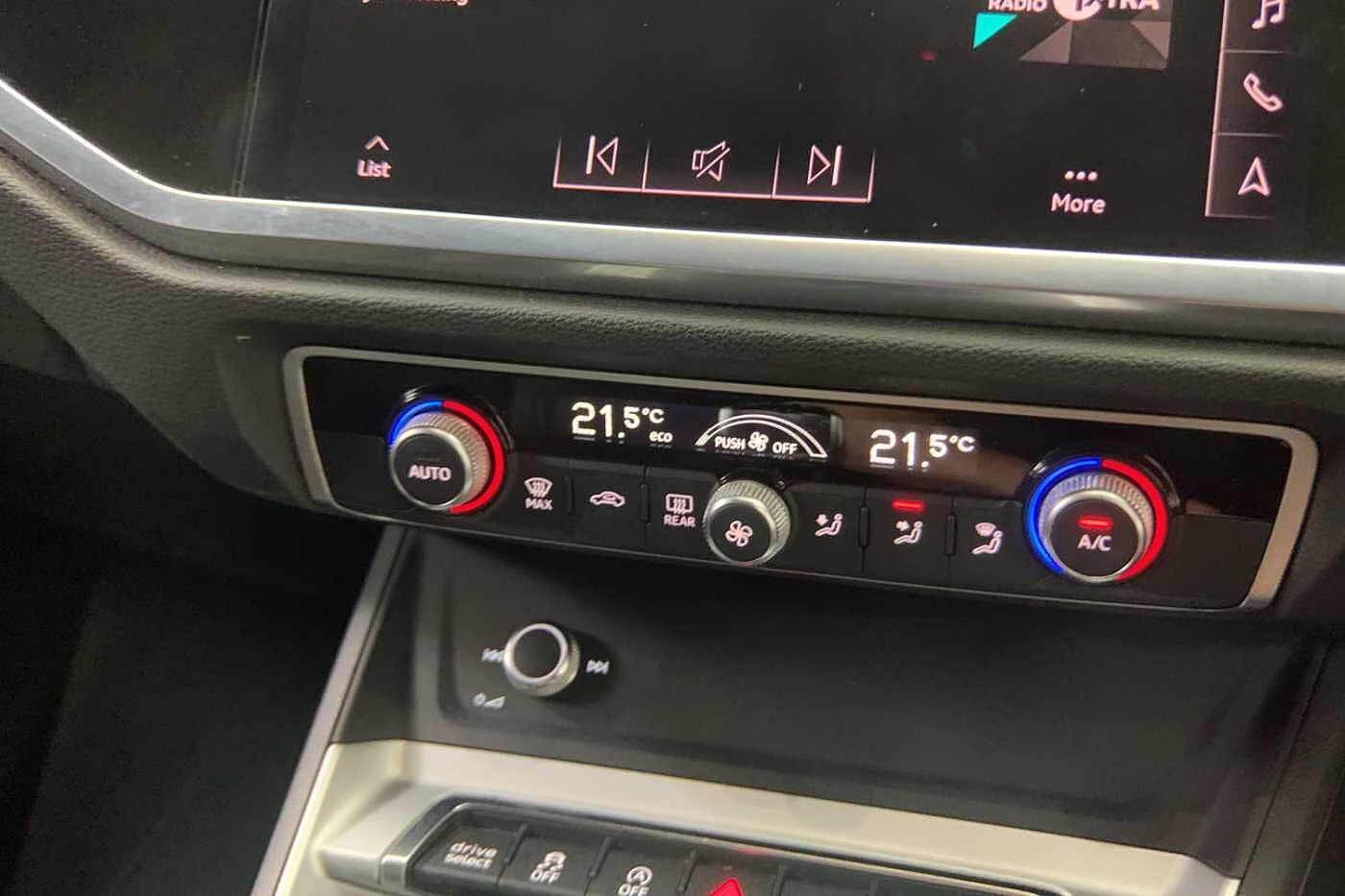 Audi-Q3-image-18