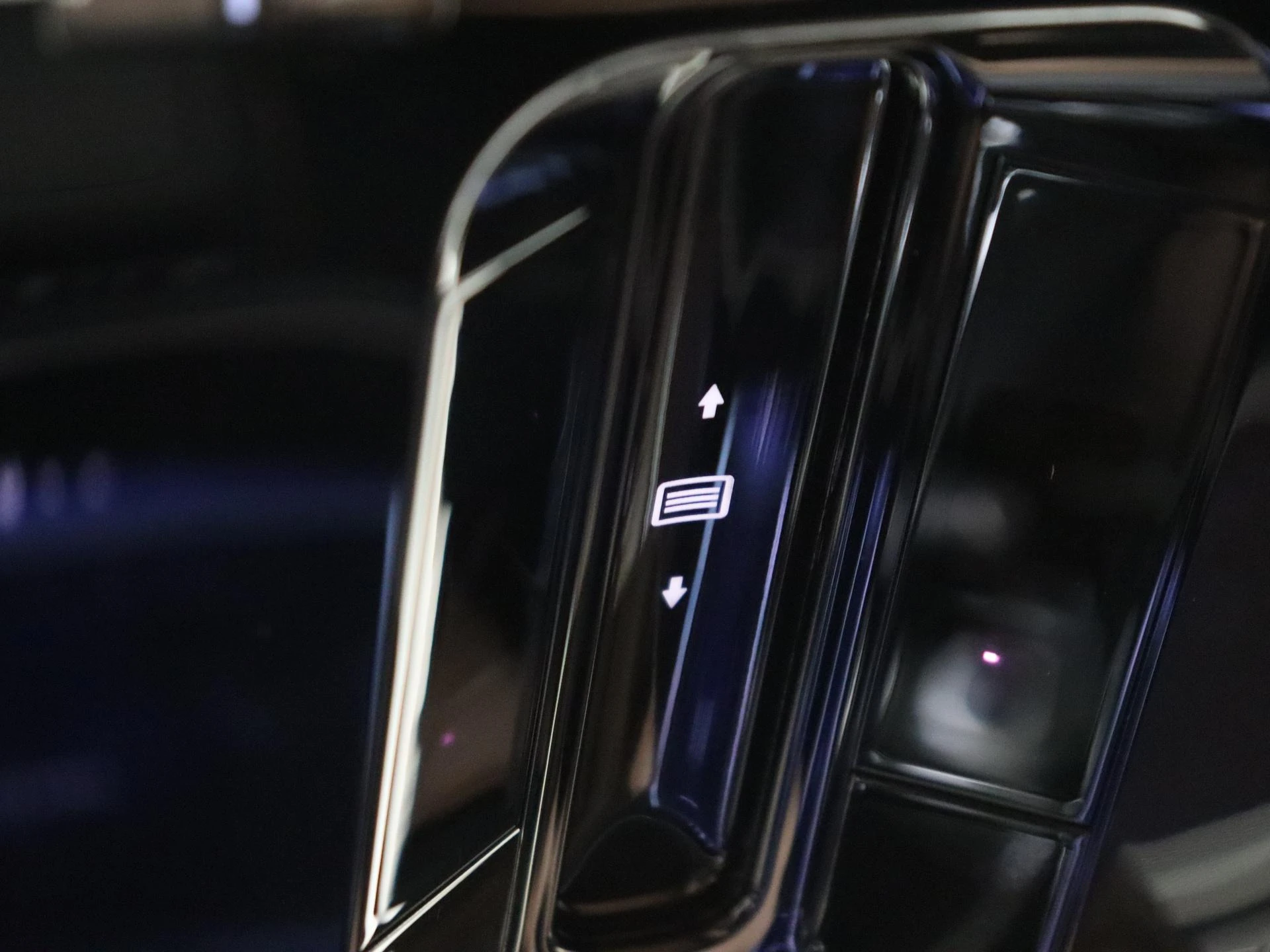 Mercedes-Benz-E-Klasse-image-22