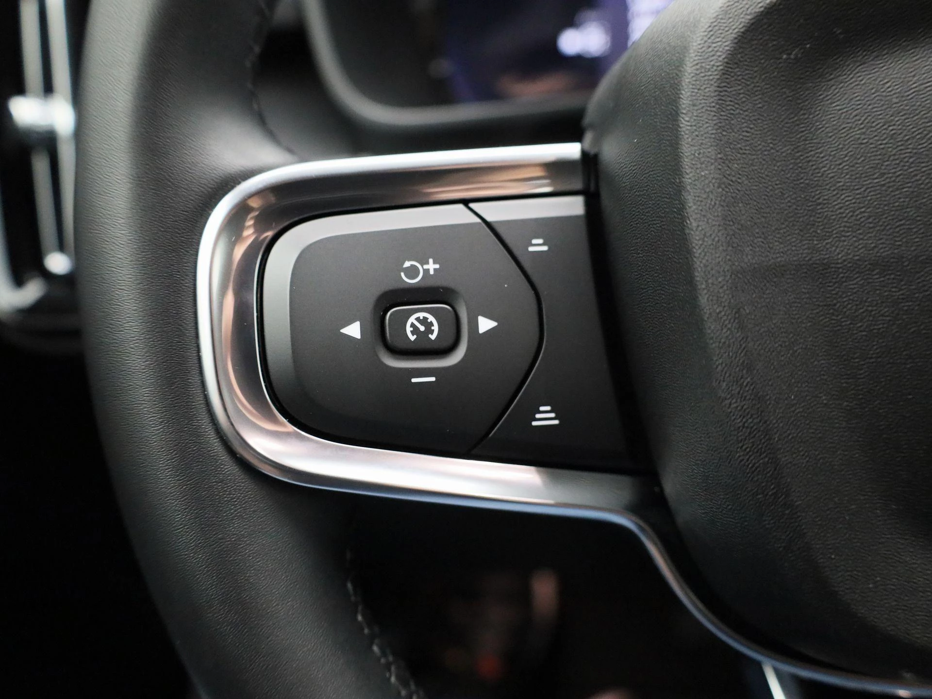 Volvo XC40 Recharge Core