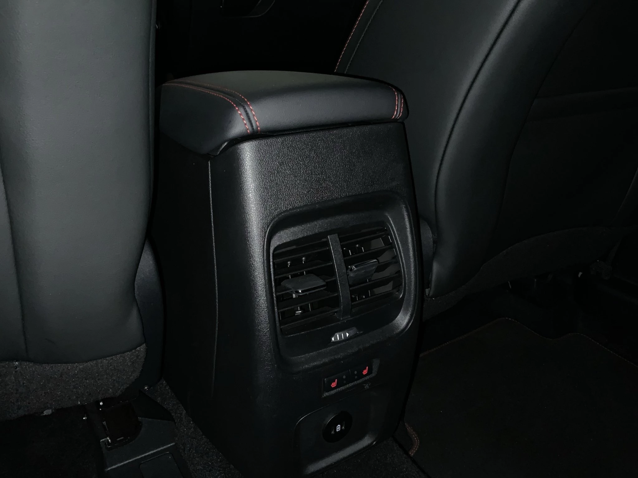 Ford-Kuga-image-20