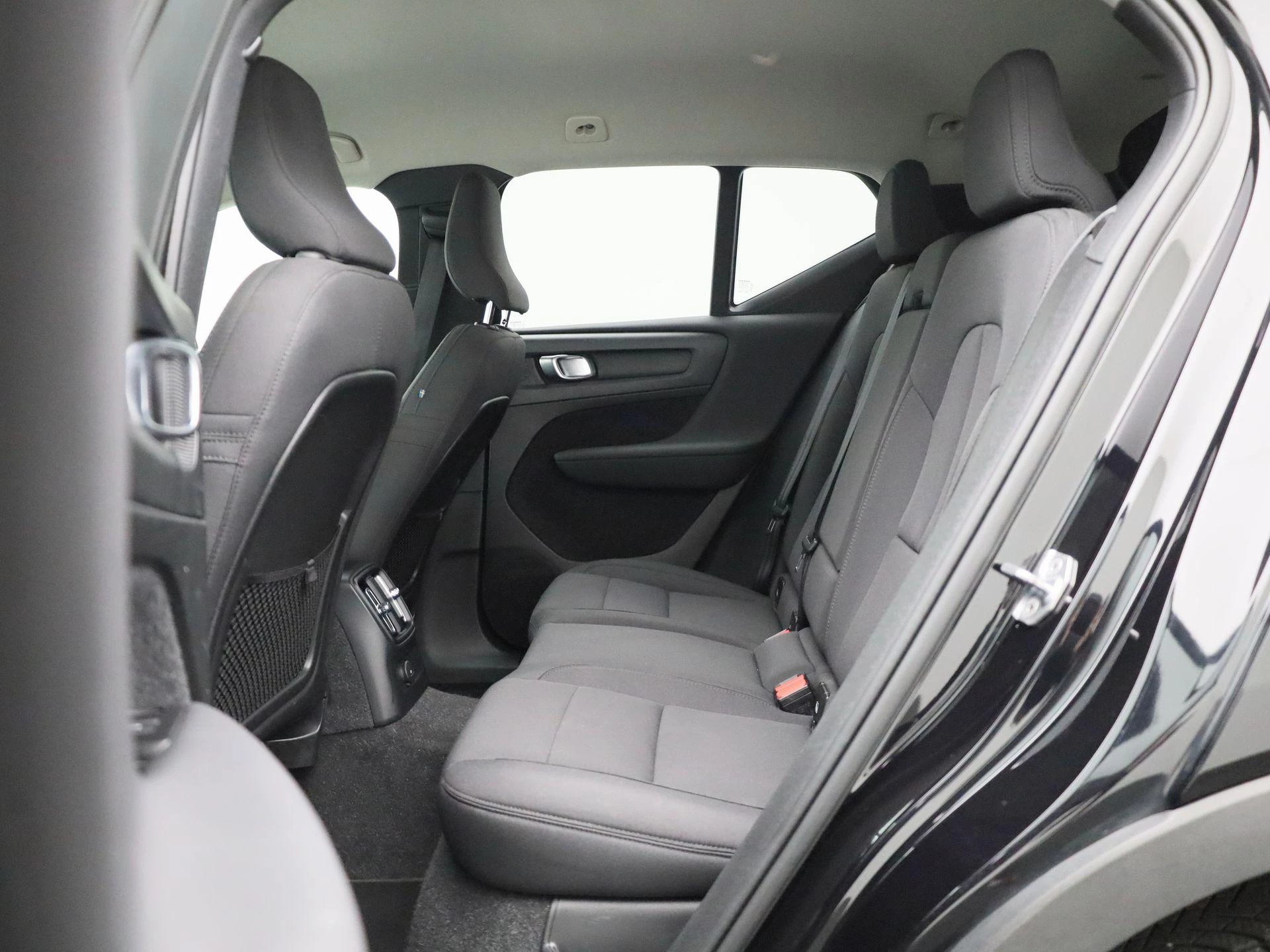 Volvo-XC40-image-12