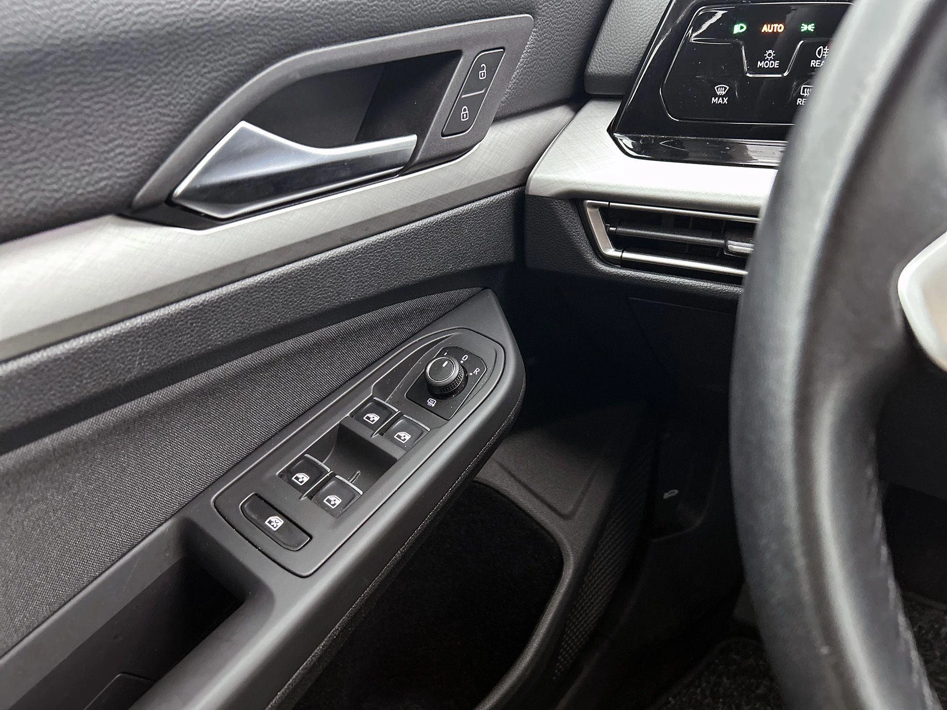 Volkswagen Golf 1.0 TSI Life 110 PK