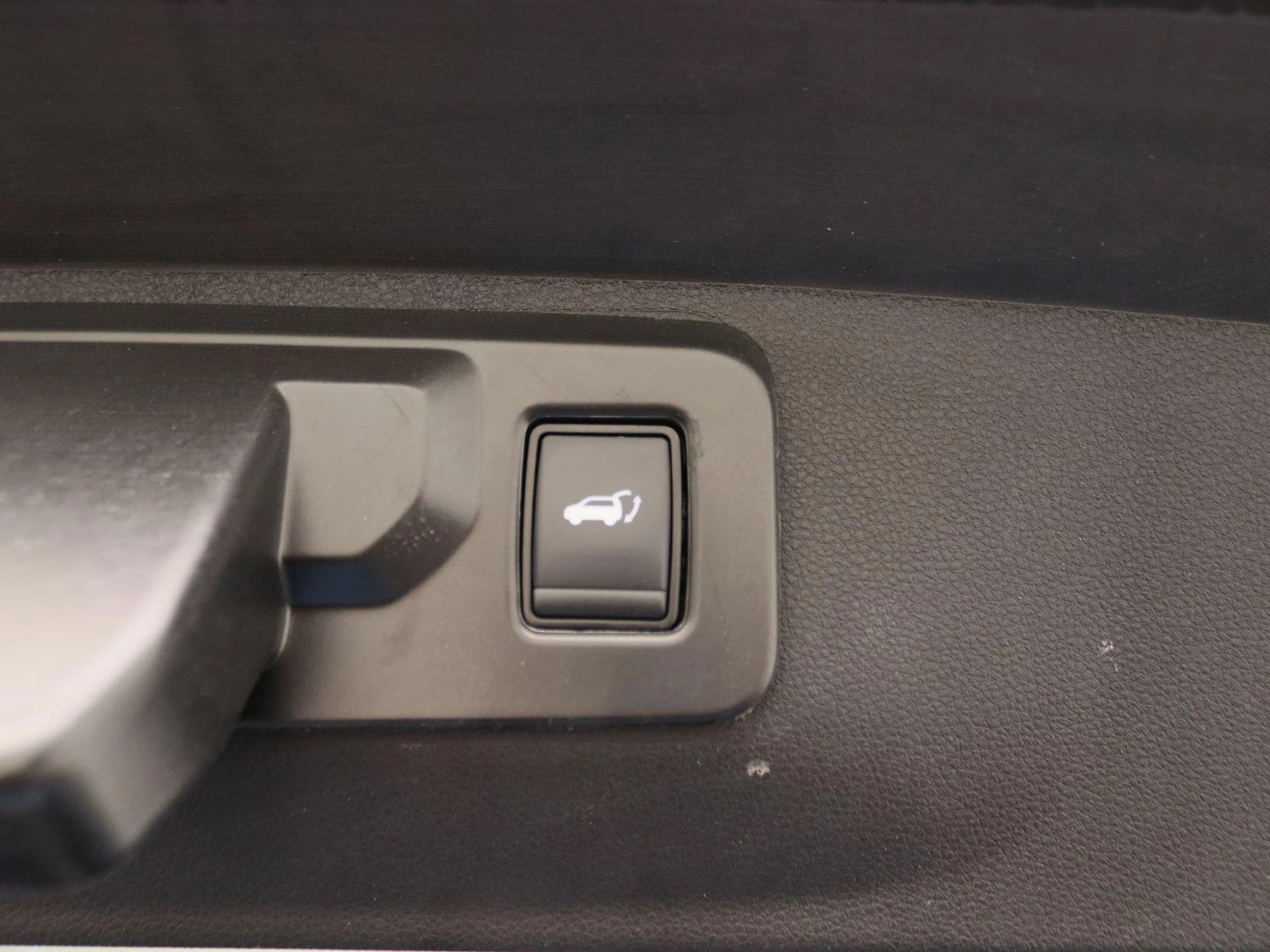 Renault-Rafale-image-13