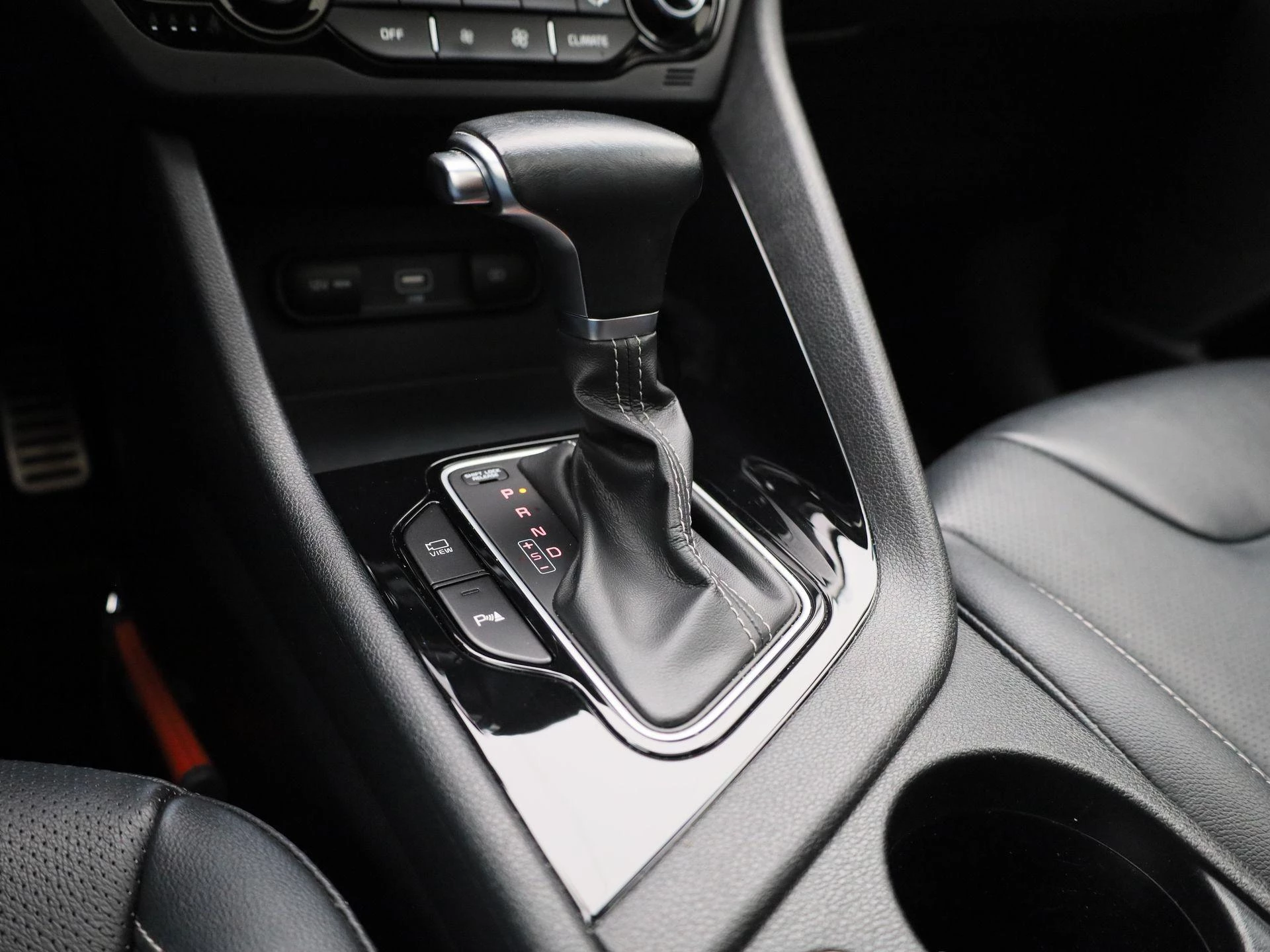 Kia-Niro-image-18
