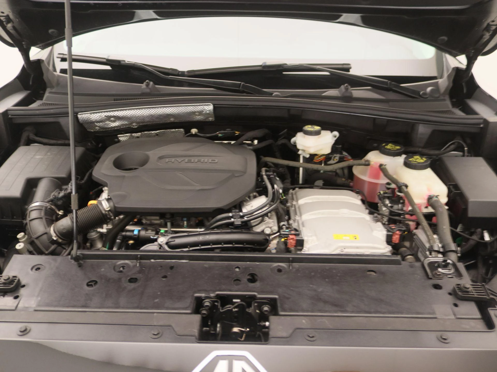 MG-ZS-image-25