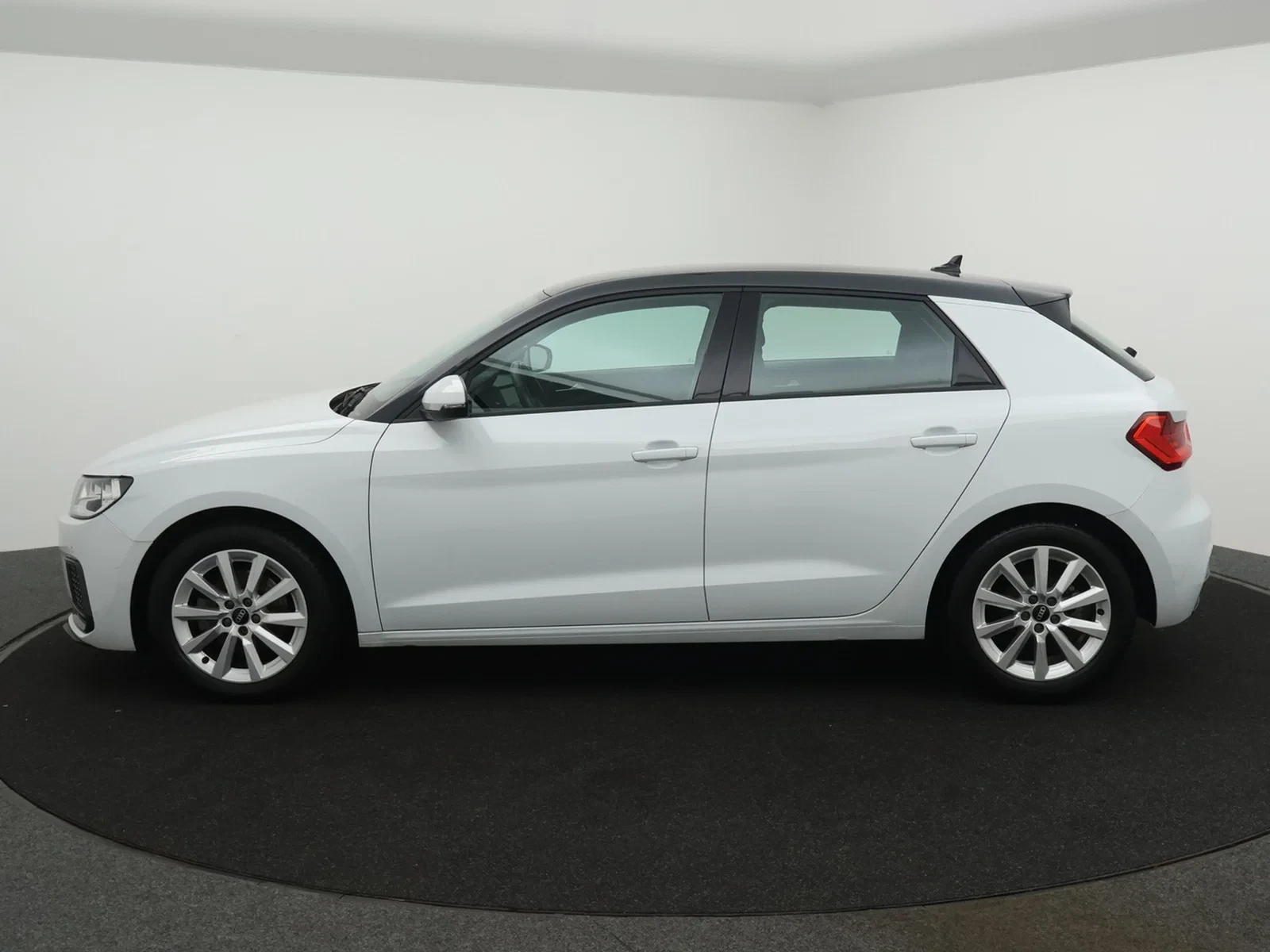 Audi-A1 Sportback-image-22