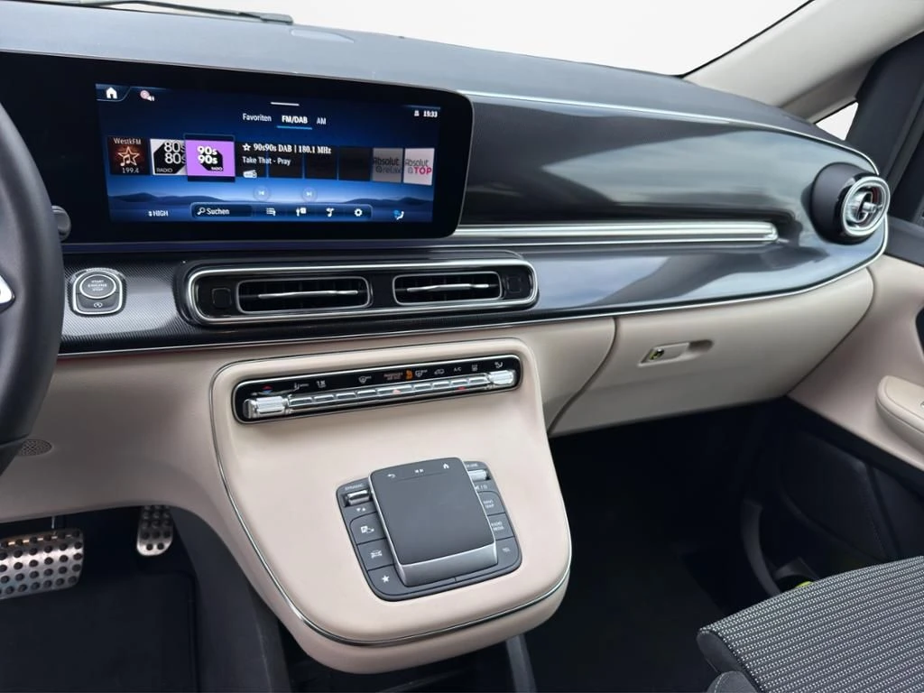 Mercedes-Benz-Marco Polo-image-15