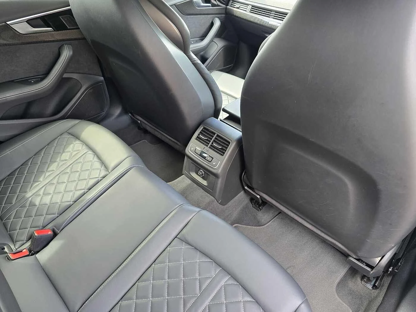 Audi-S4-image-38