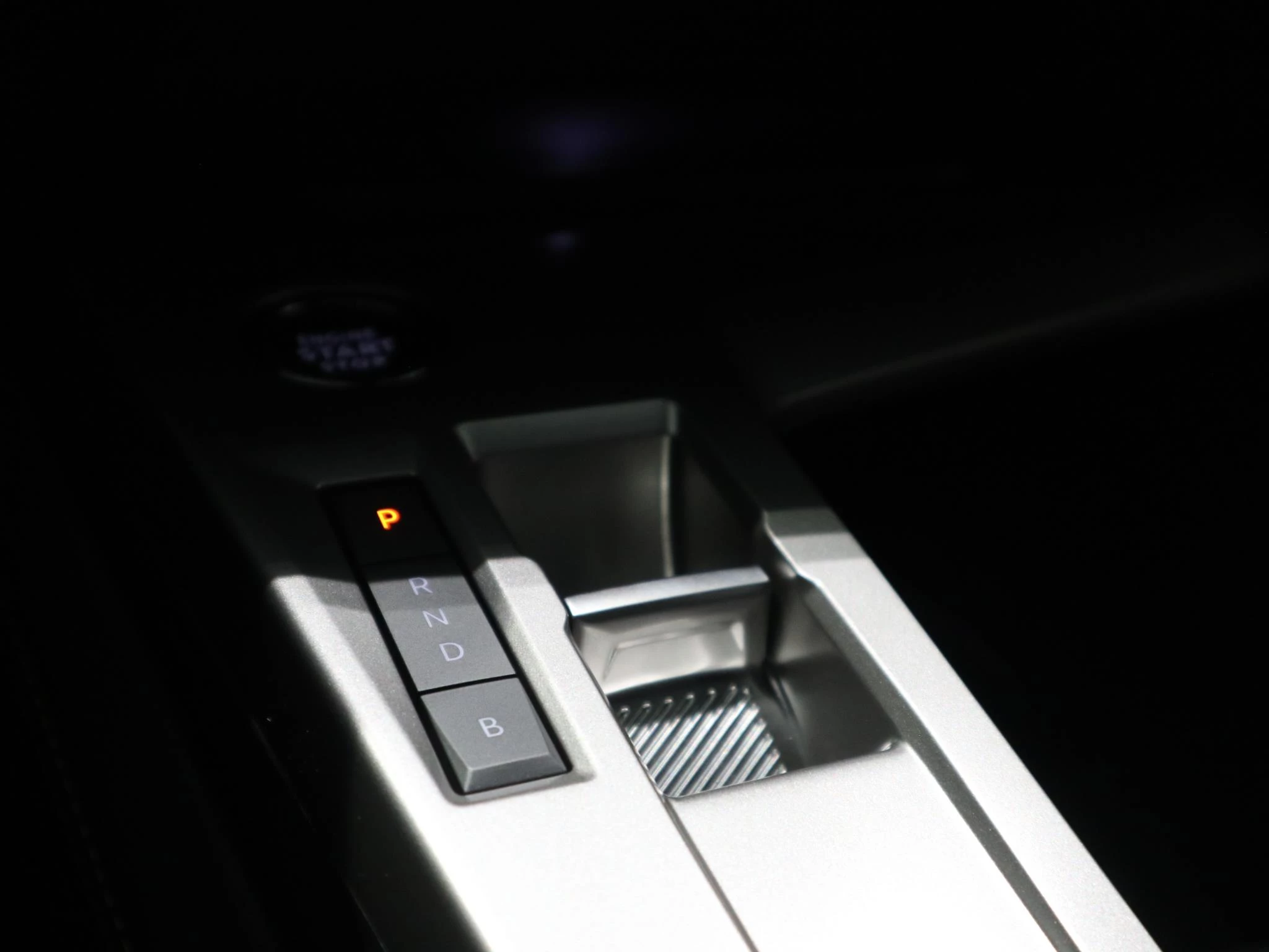 Peugeot-408-image-17