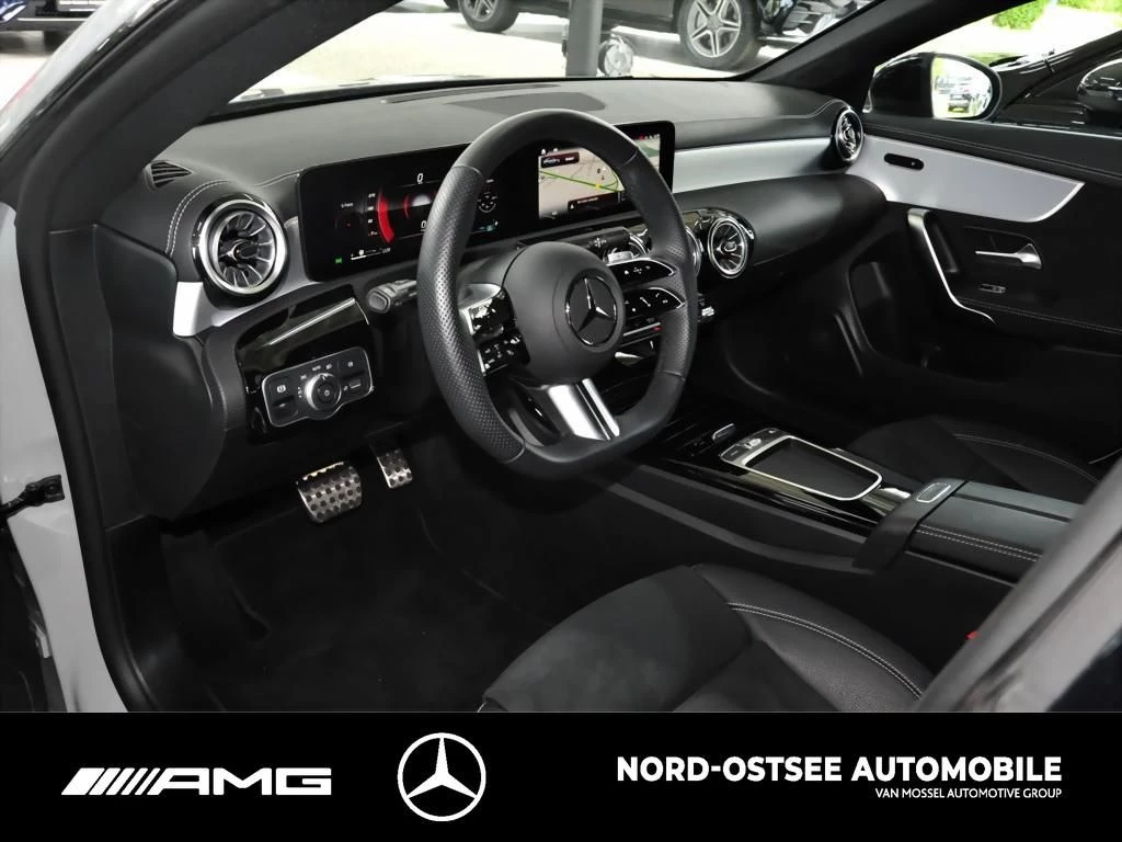 Mercedes-Benz CLA 200 AMG EDITION ADV.+PANO KAM MBUX NIGHT AMG Line