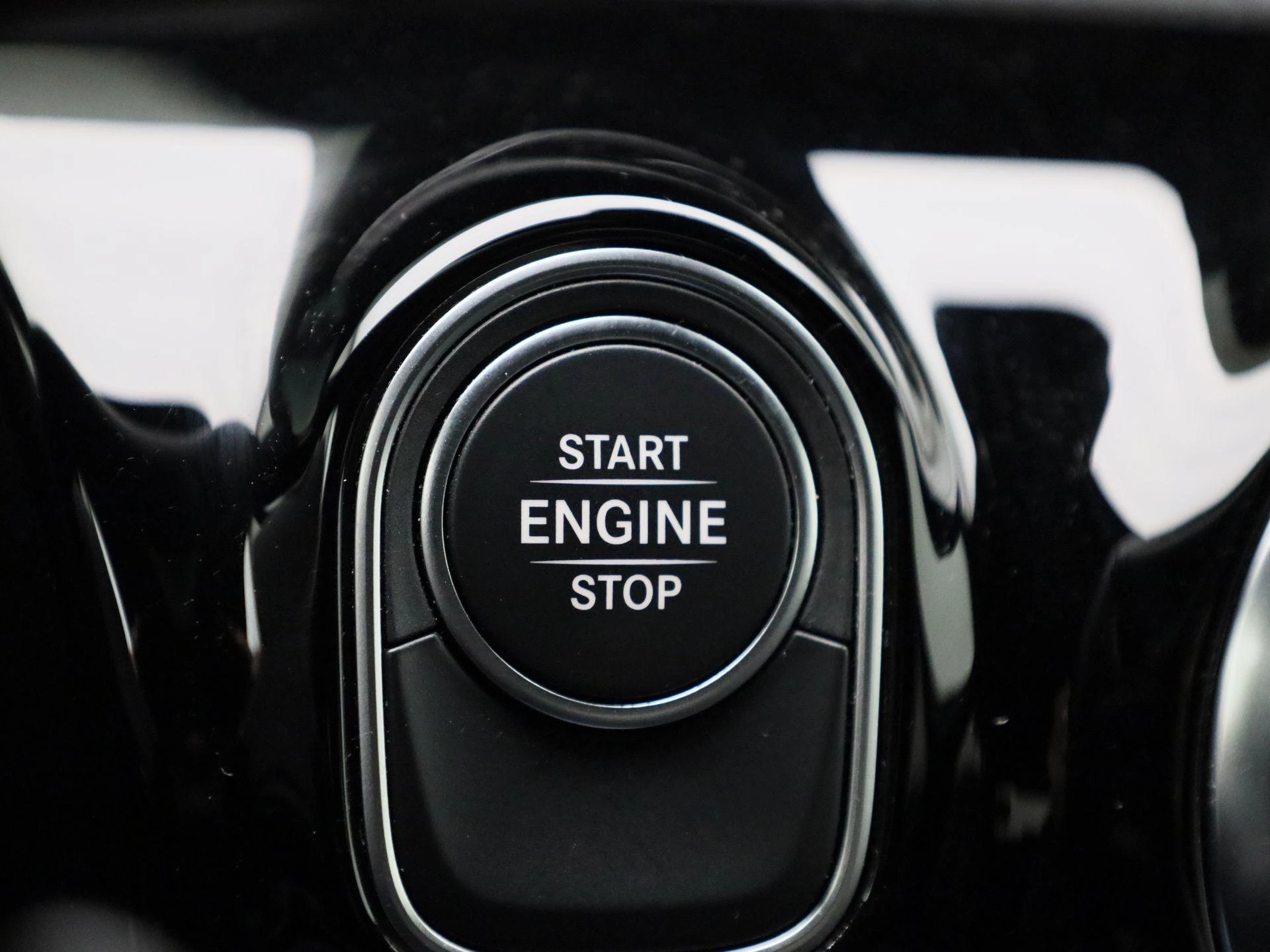 Mercedes-Benz-A-Klasse-image-23