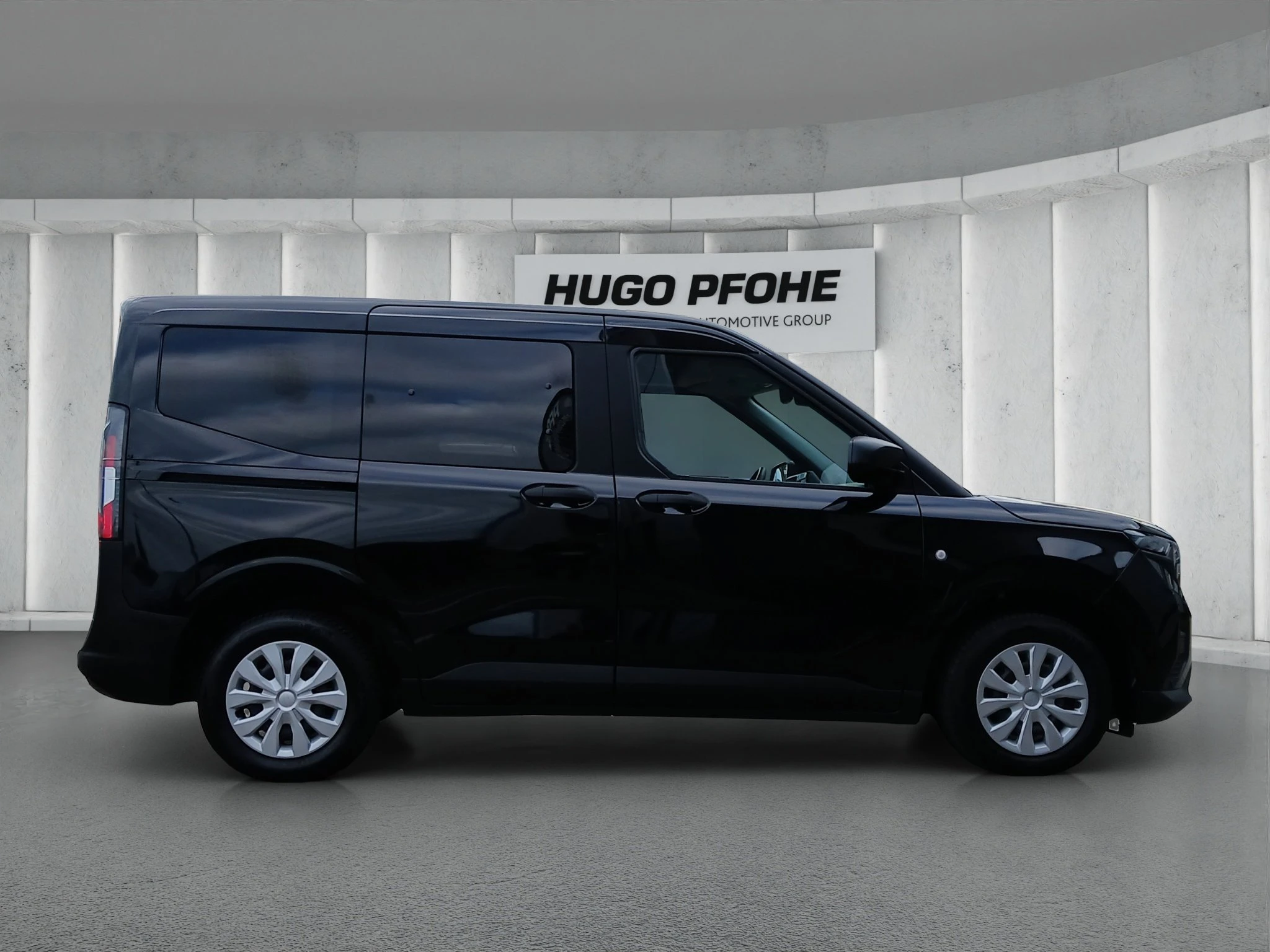 Ford-Tourneo Courier-image-5